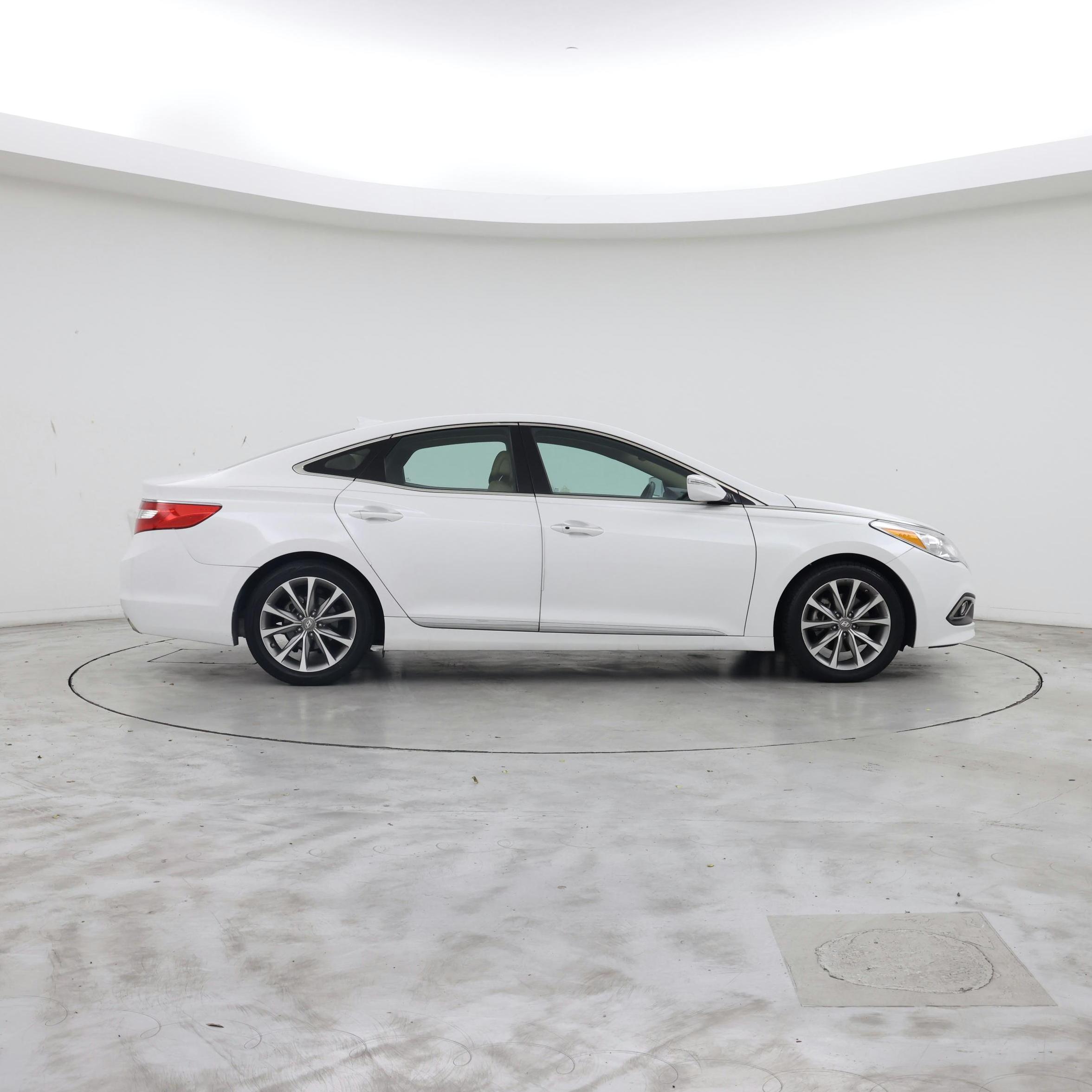 Thumbnail: 2016 Hyundai Azera - 7