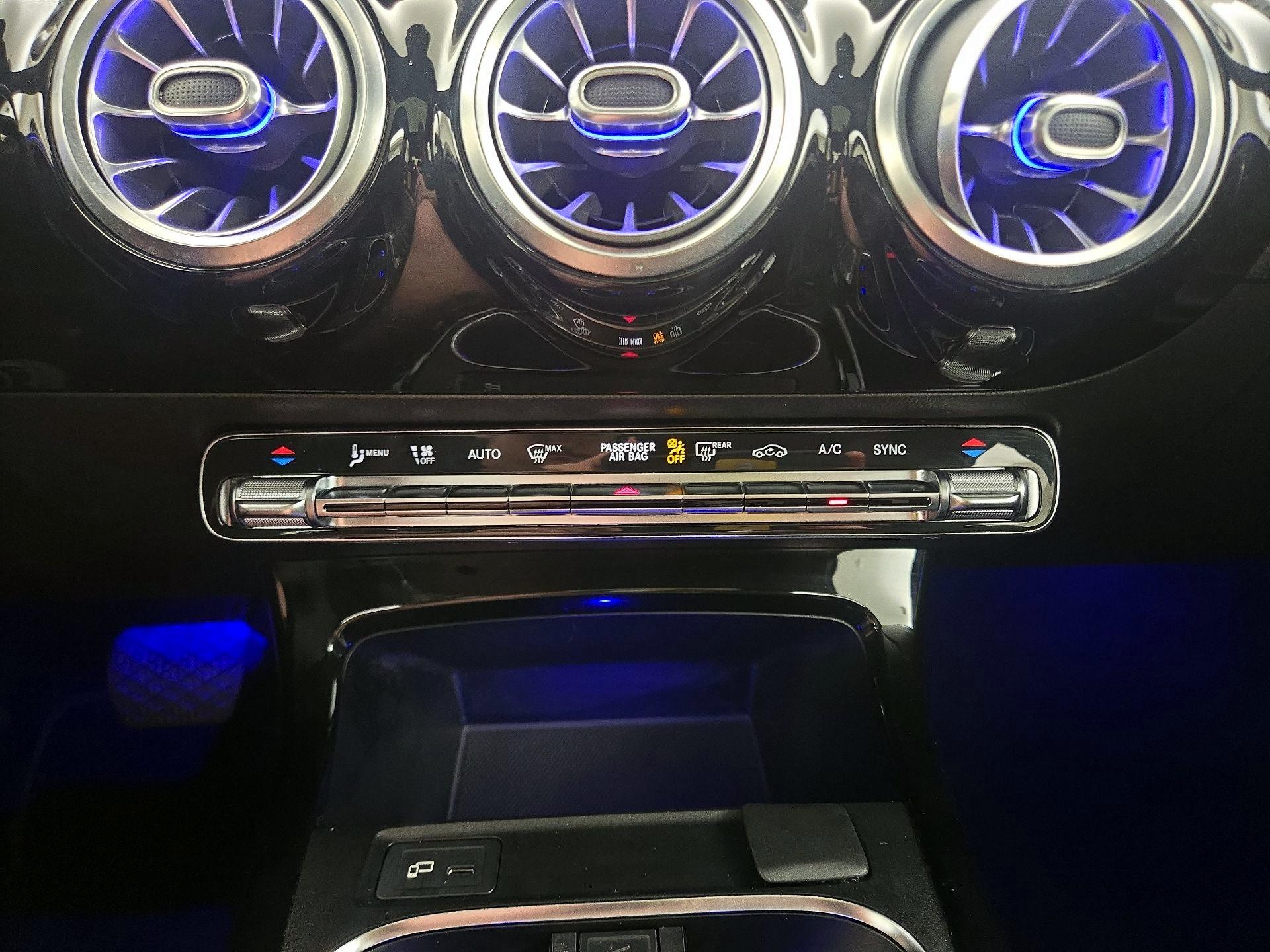 Thumbnail: 2020 Mercedes-Benz A-Class - 17
