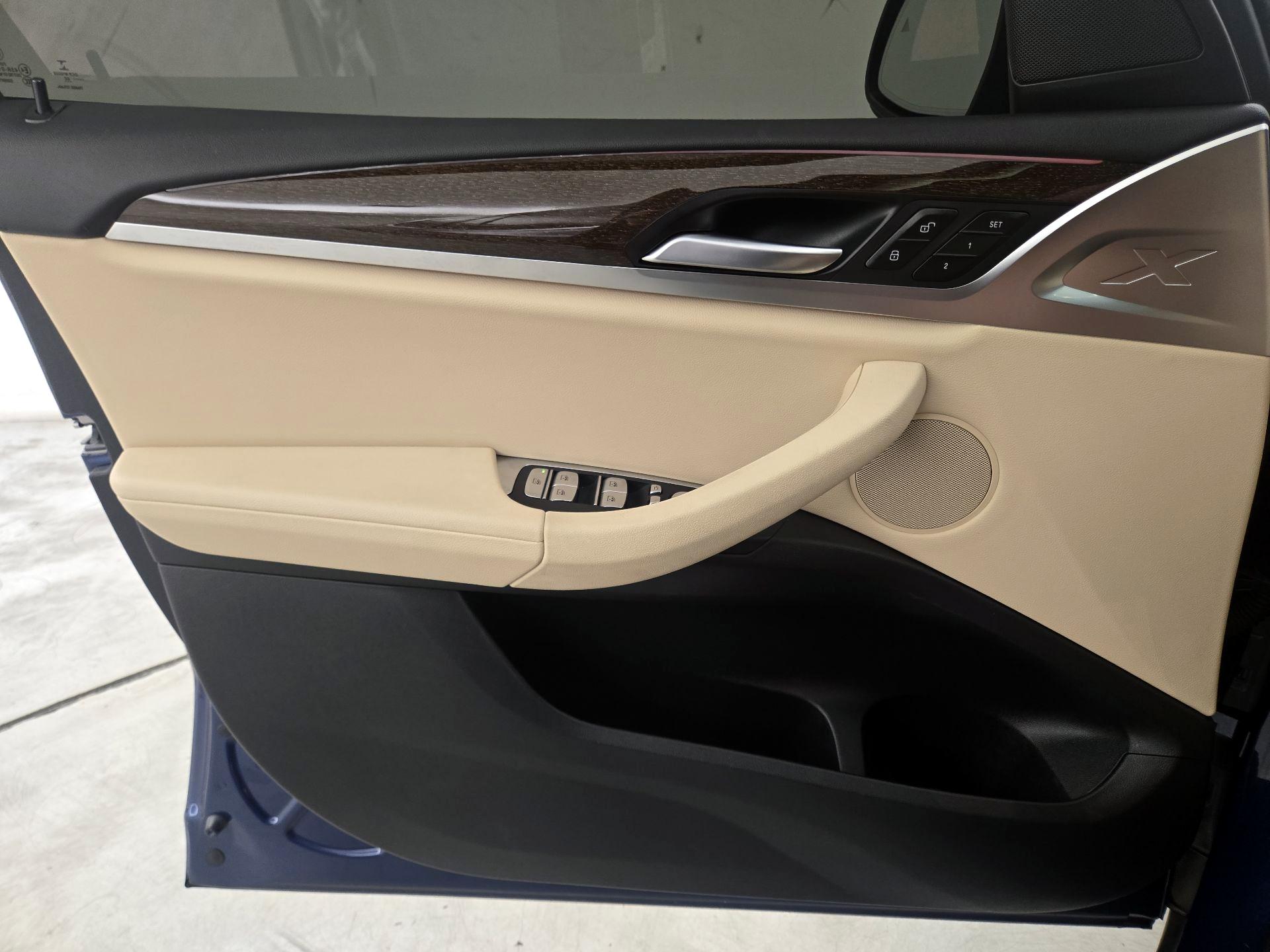 Thumbnail: 2022 BMW X3 - 12