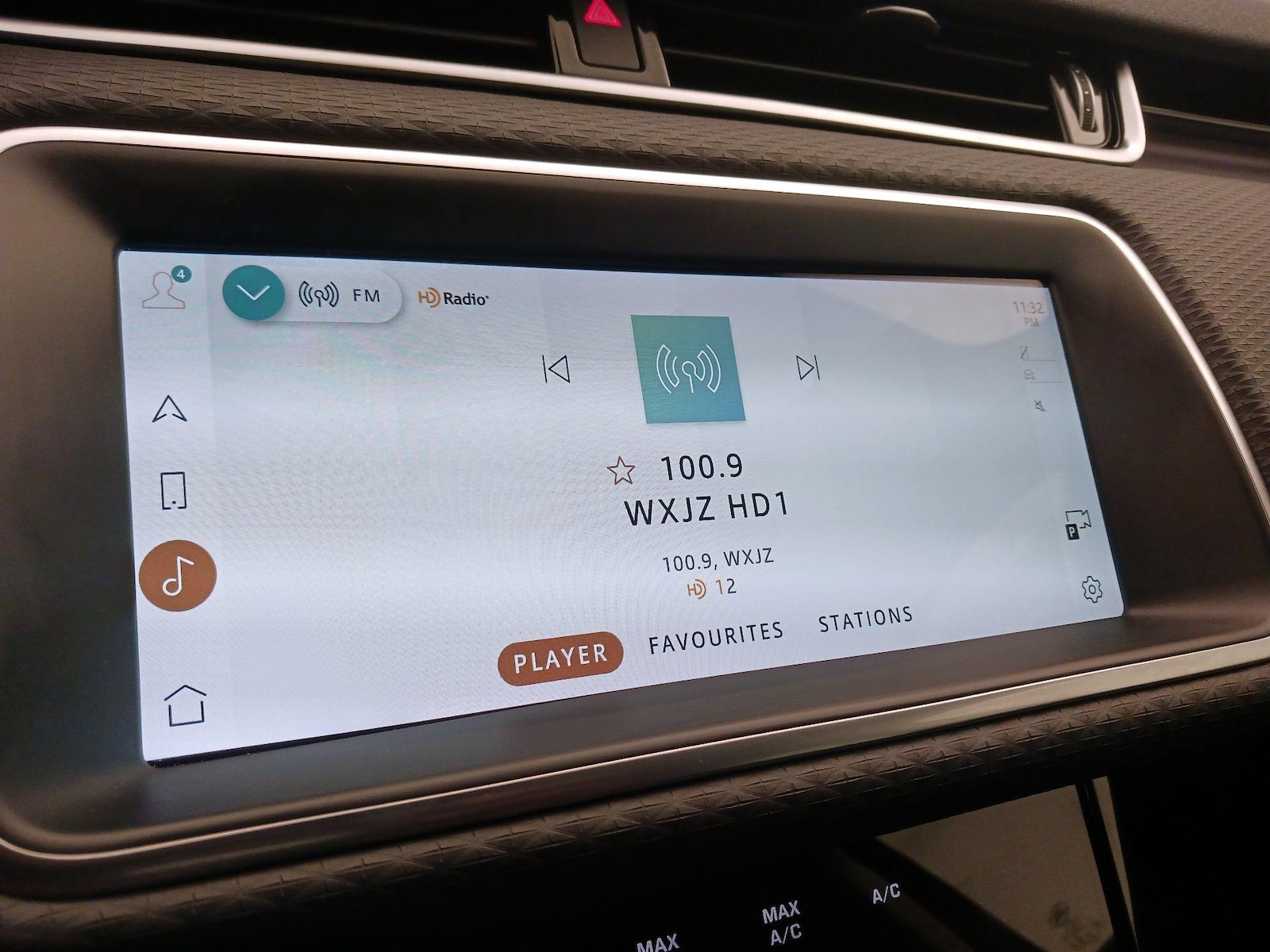 2023 Land Rover Range Rover Evoque S - Photo 17