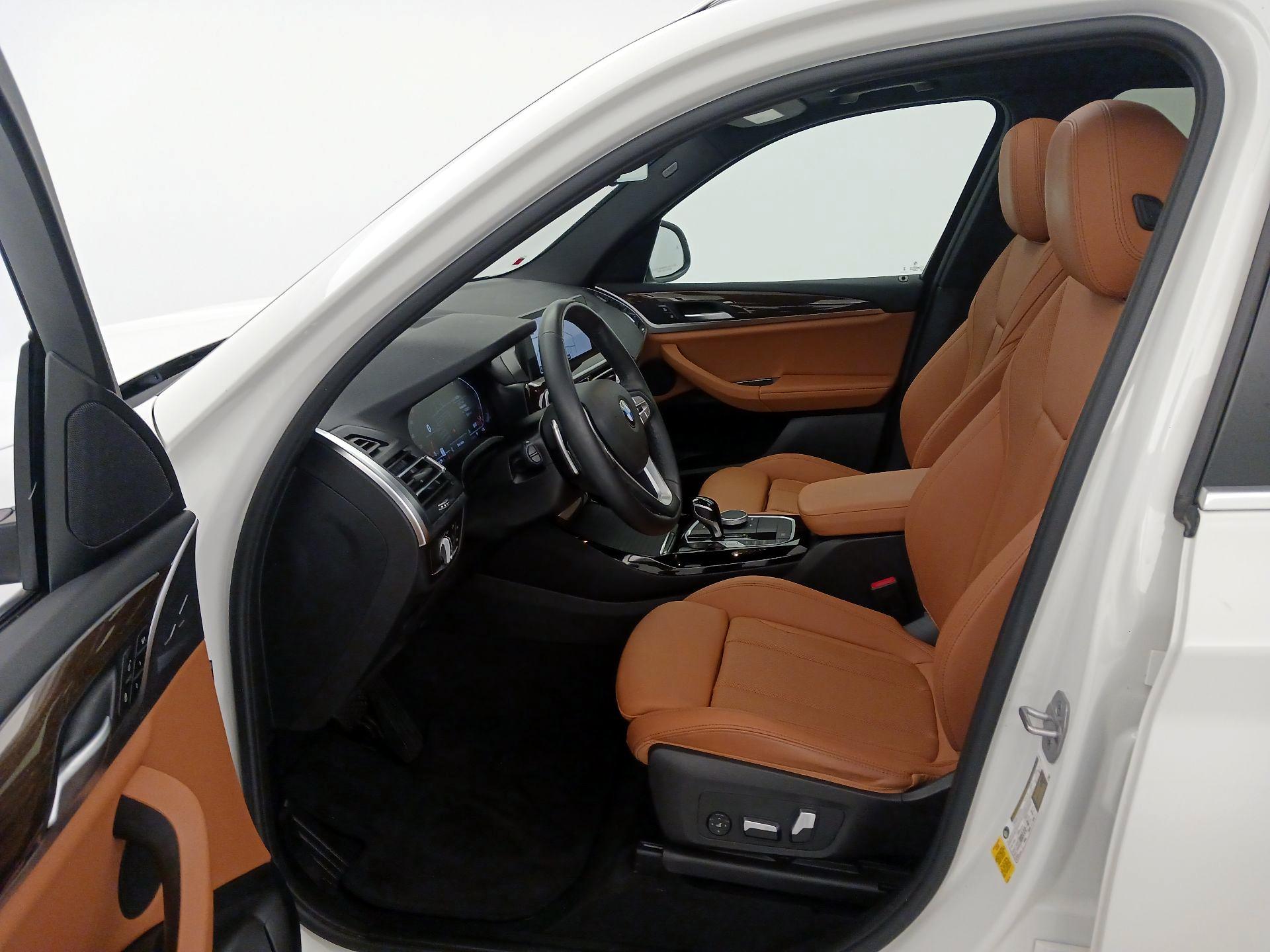 Thumbnail: 2023 BMW X3 - 11