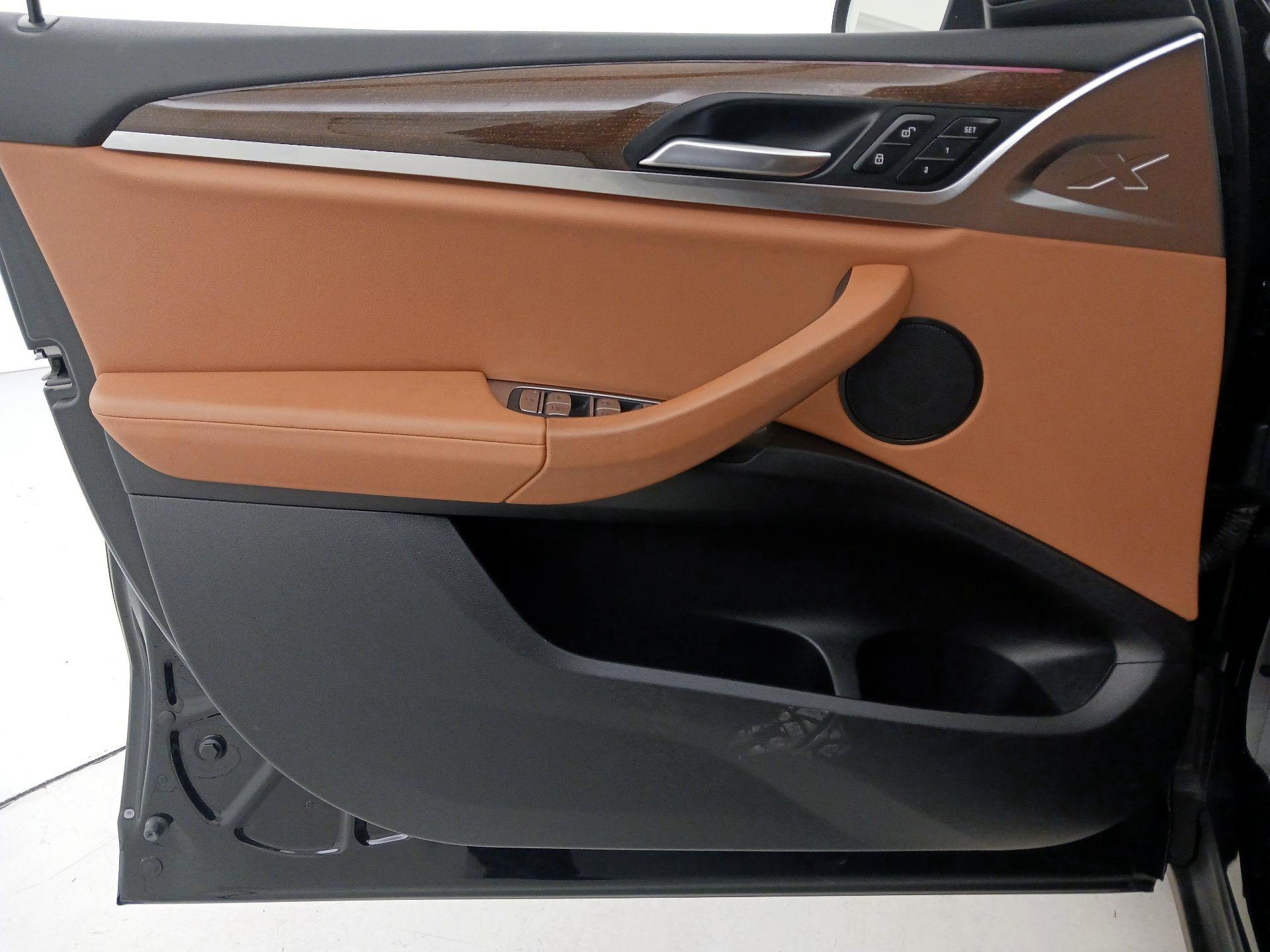 Thumbnail: 2022 BMW X3 - 12