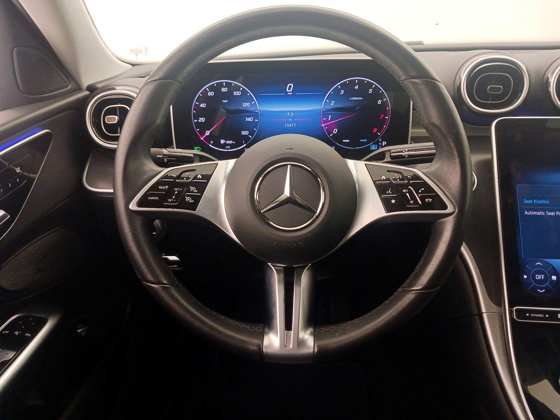 Thumbnail: 2025 Mercedes-Benz C-Class - 10