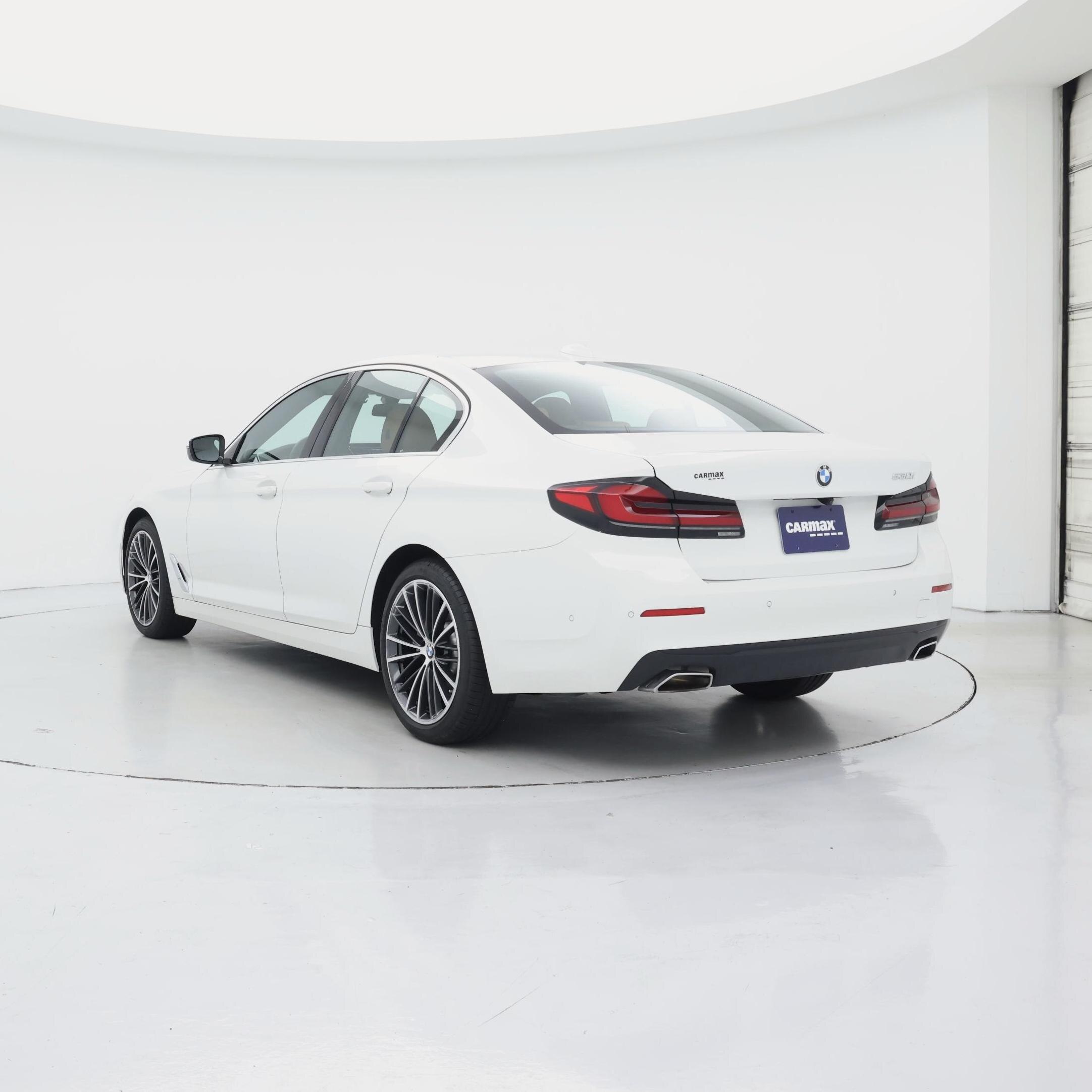 Thumbnail: 2023 BMW 5 Series - 2