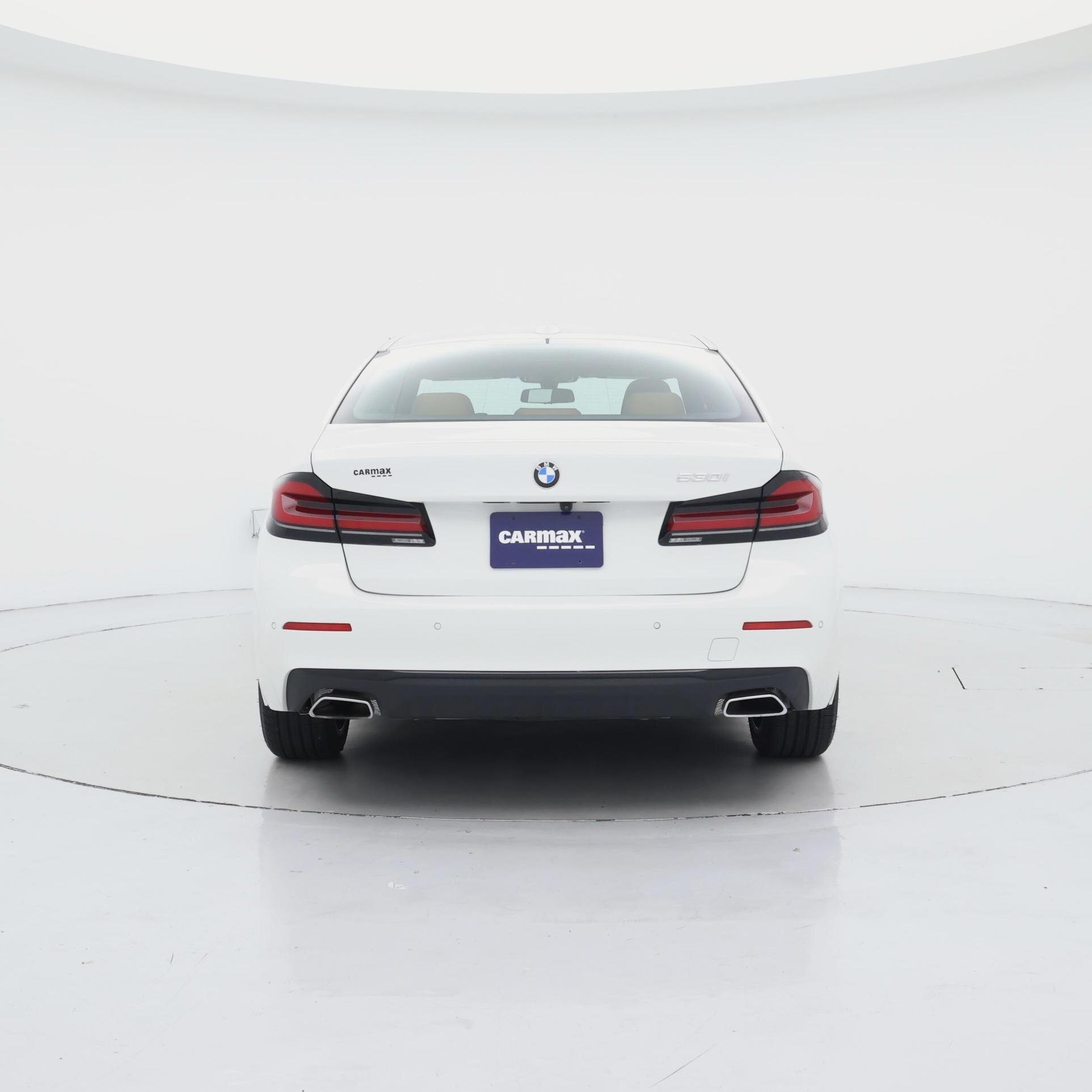 Thumbnail: 2023 BMW 5 Series - 6