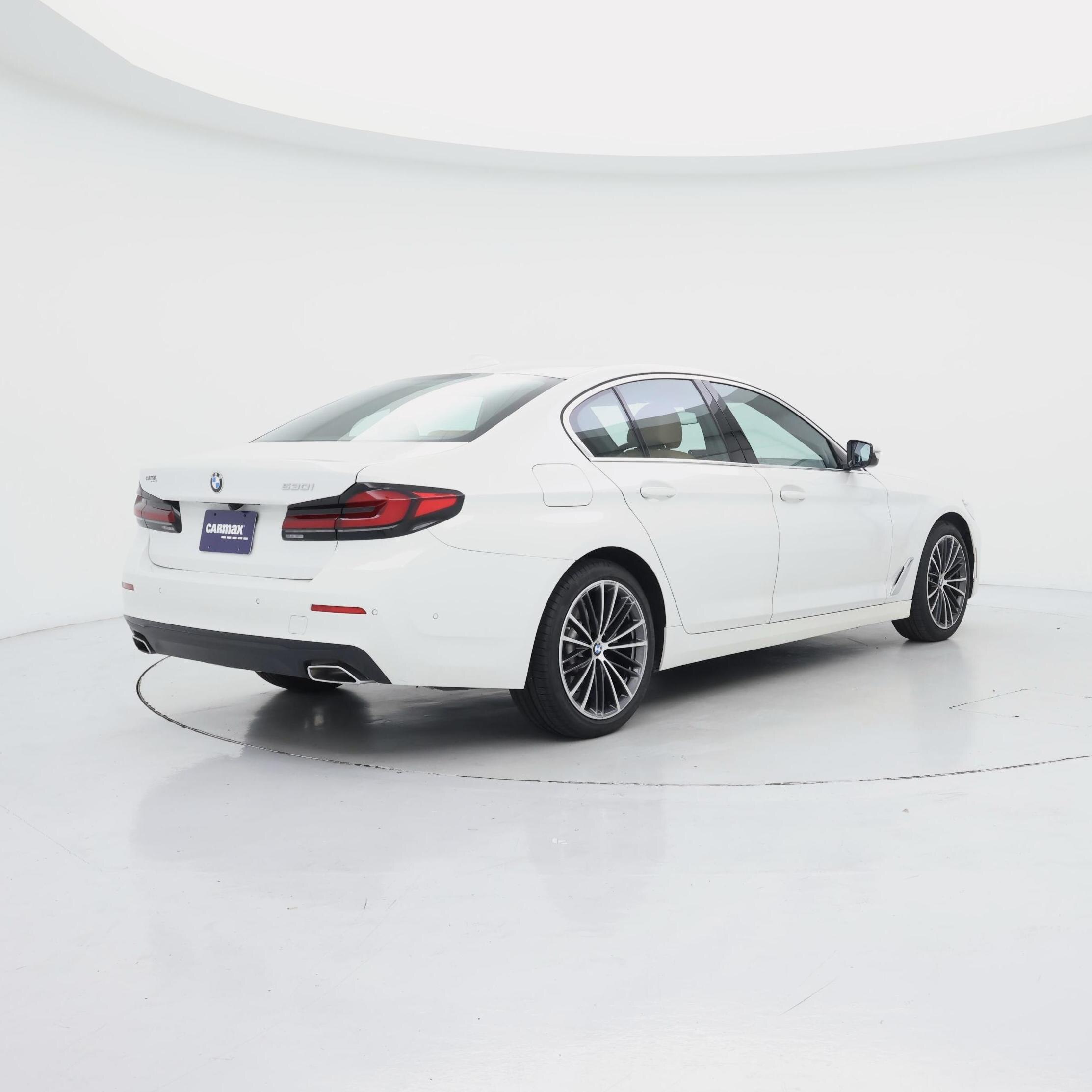 Thumbnail: 2023 BMW 5 Series - 8
