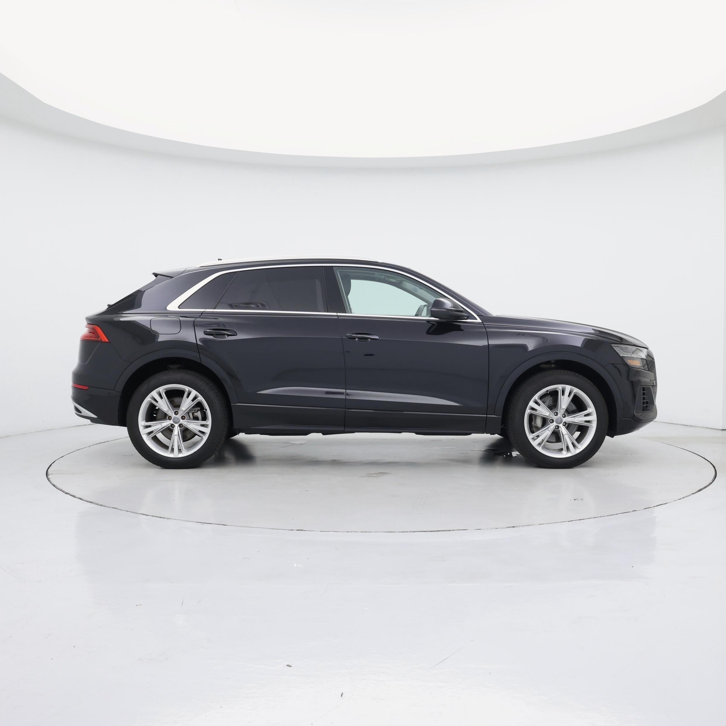 Thumbnail: 2020 Audi Q8 - 7