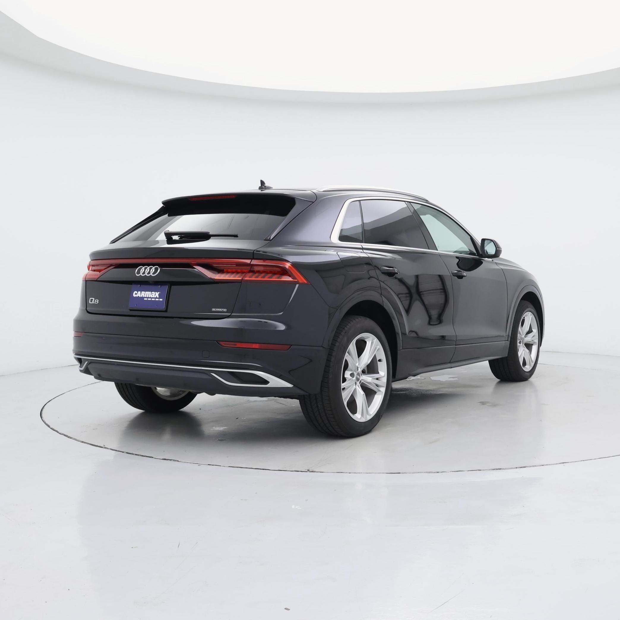 Thumbnail: 2020 Audi Q8 - 8