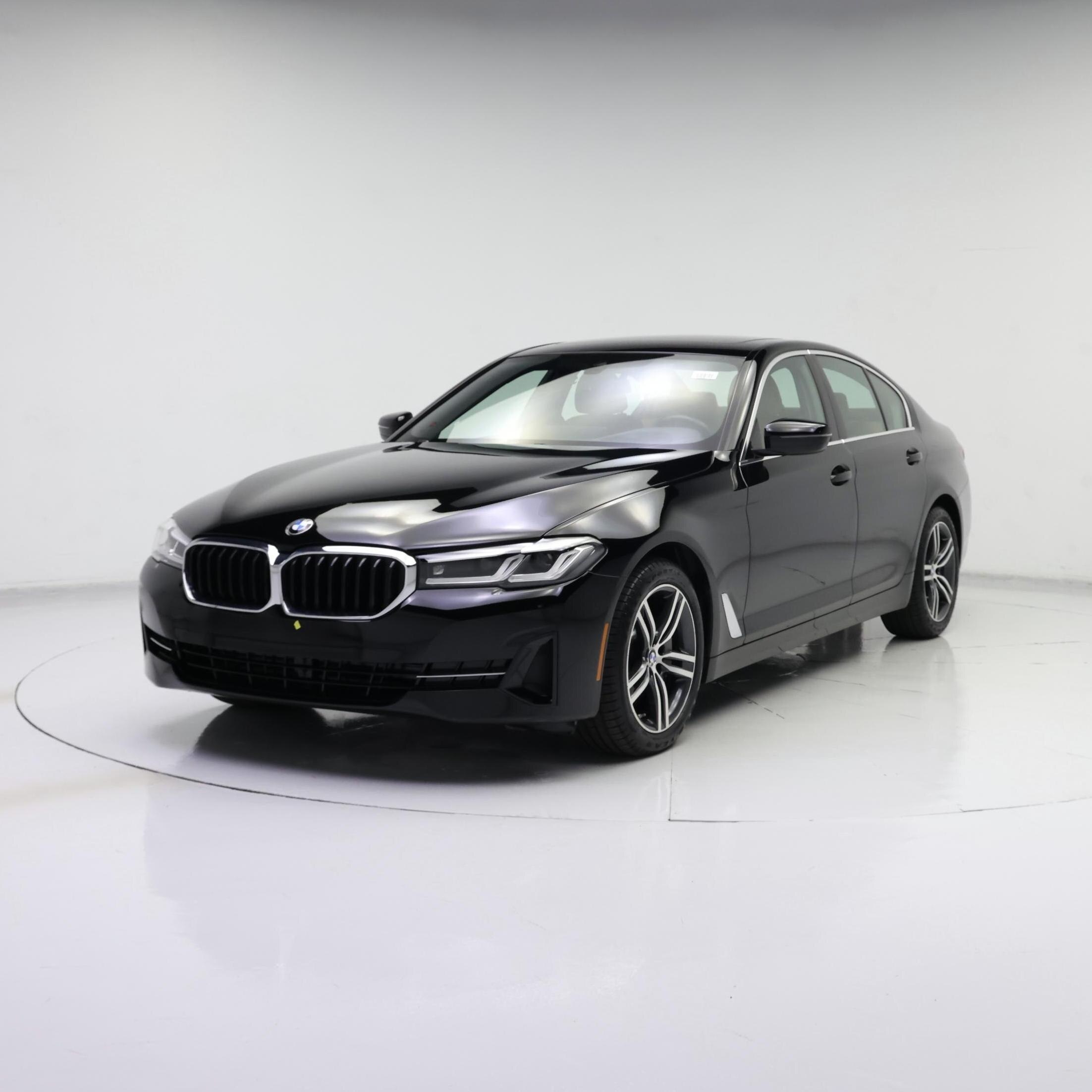 Thumbnail: 2023 BMW 5 Series - 4