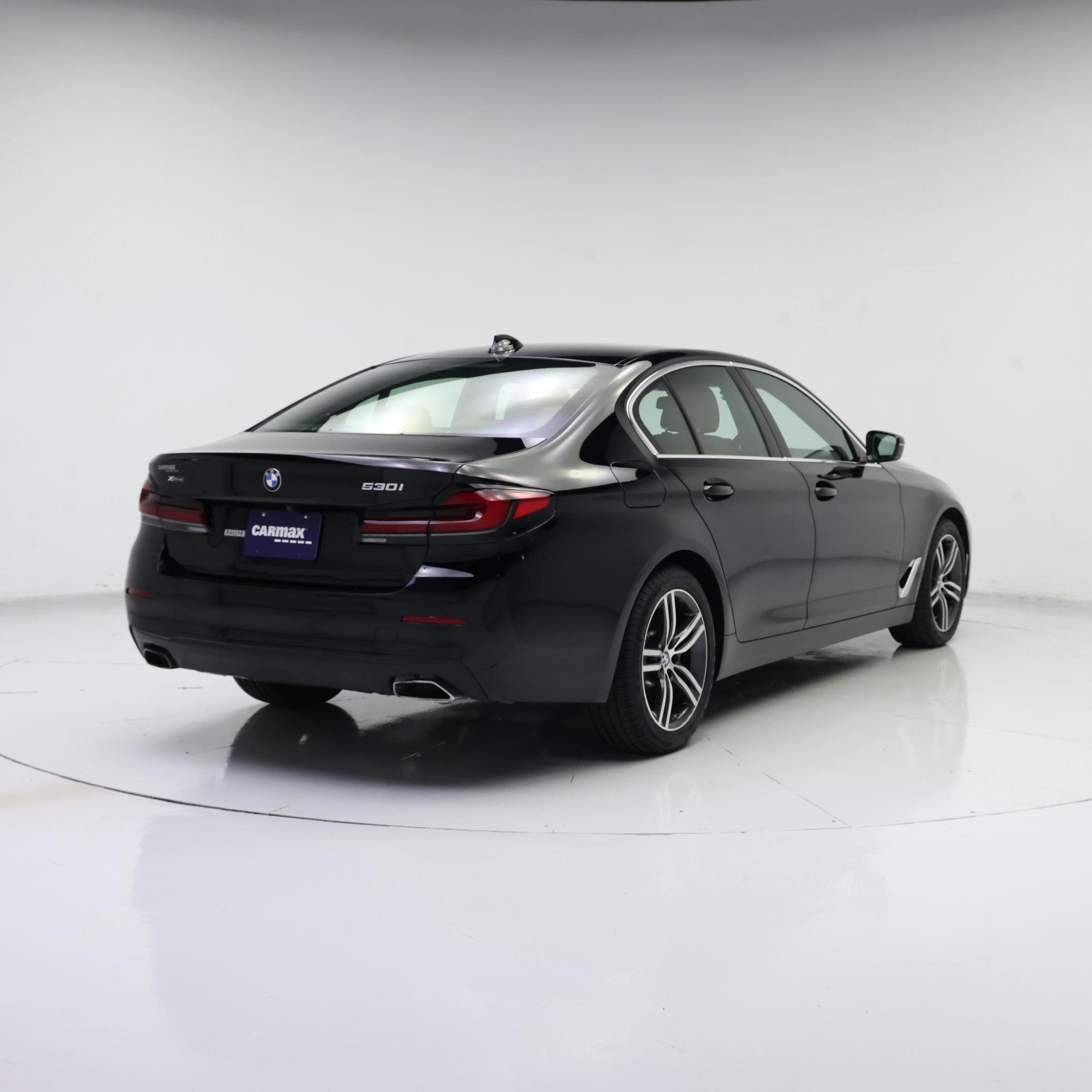 Thumbnail: 2023 BMW 5 Series - 8