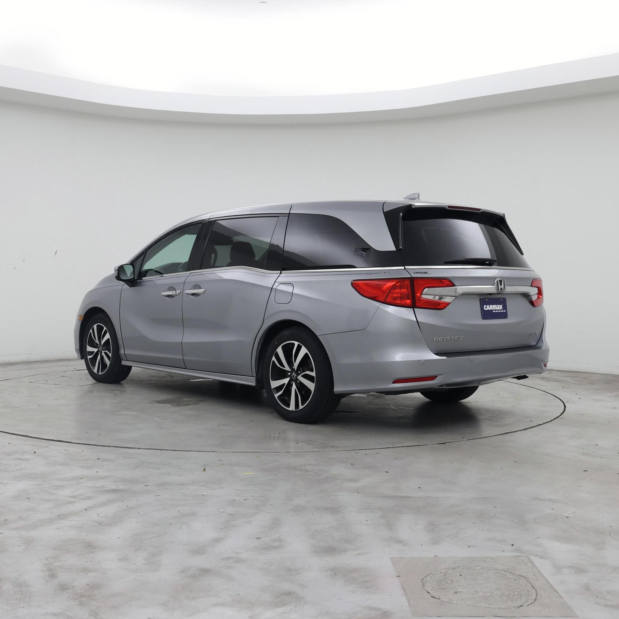 Thumbnail: 2018 Honda Odyssey - 2
