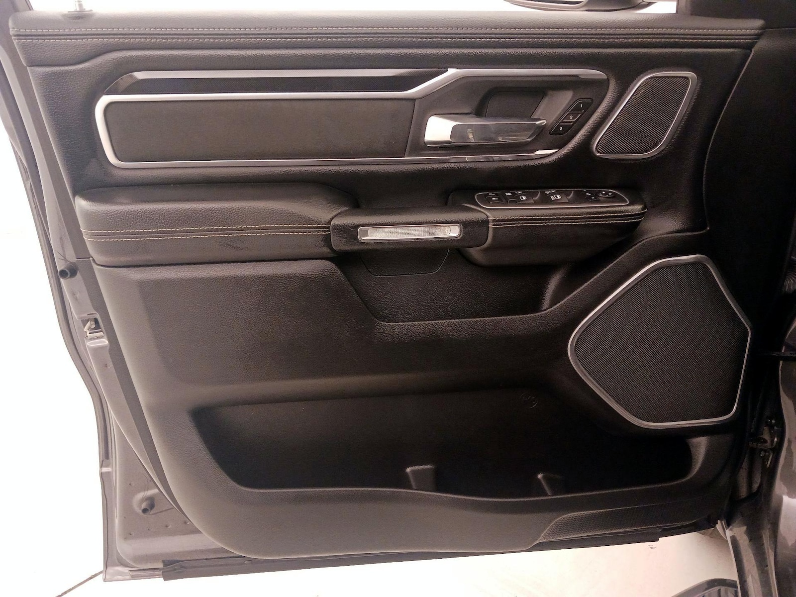 2022 RAM Ram 1500 Pickup Laramie - Photo 13