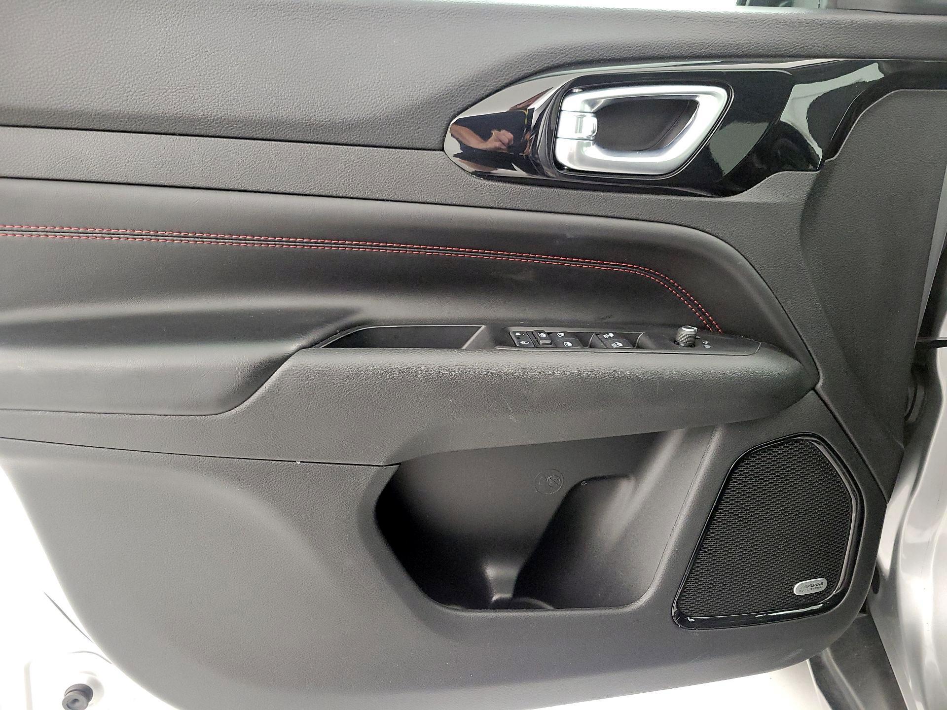 Thumbnail: 2022 Jeep Compass - 12