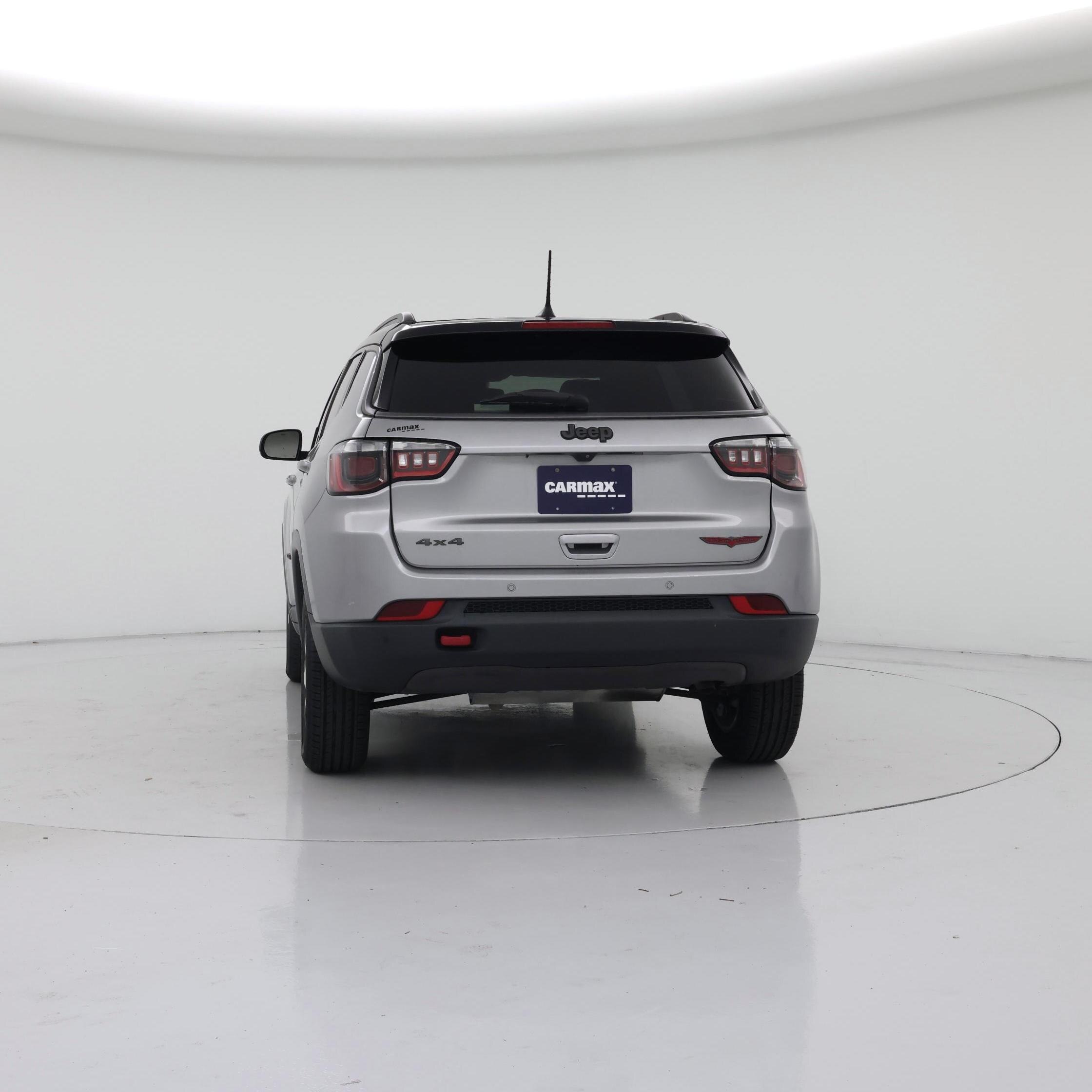 Thumbnail: 2022 Jeep Compass - 6