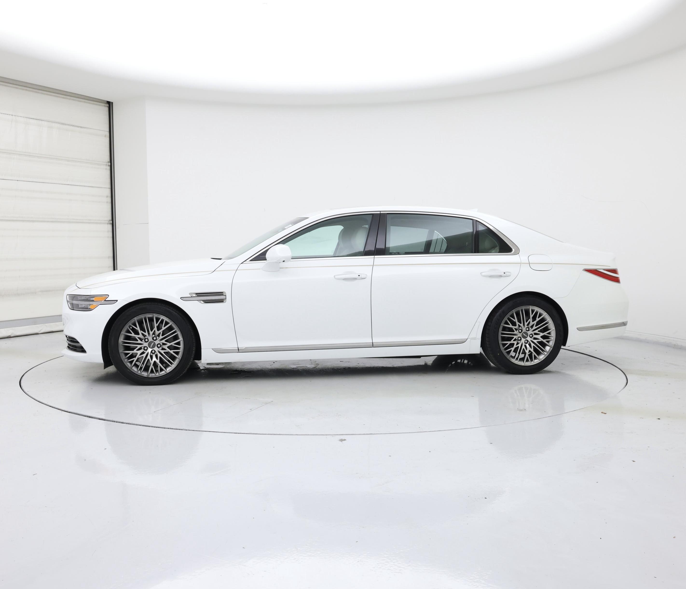 Thumbnail: 2021 Genesis G90 - 3