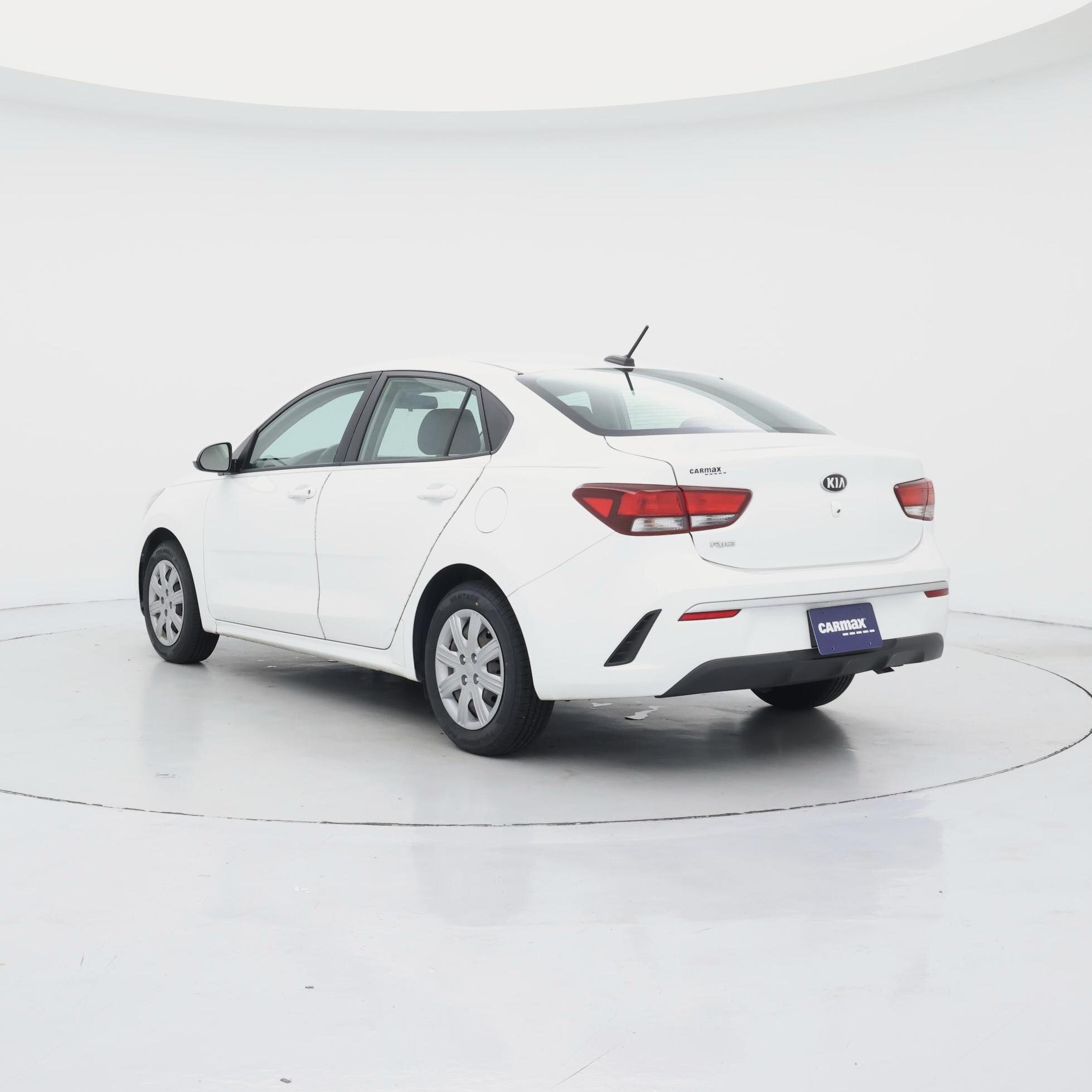 Thumbnail: 2021 Kia Rio - 2