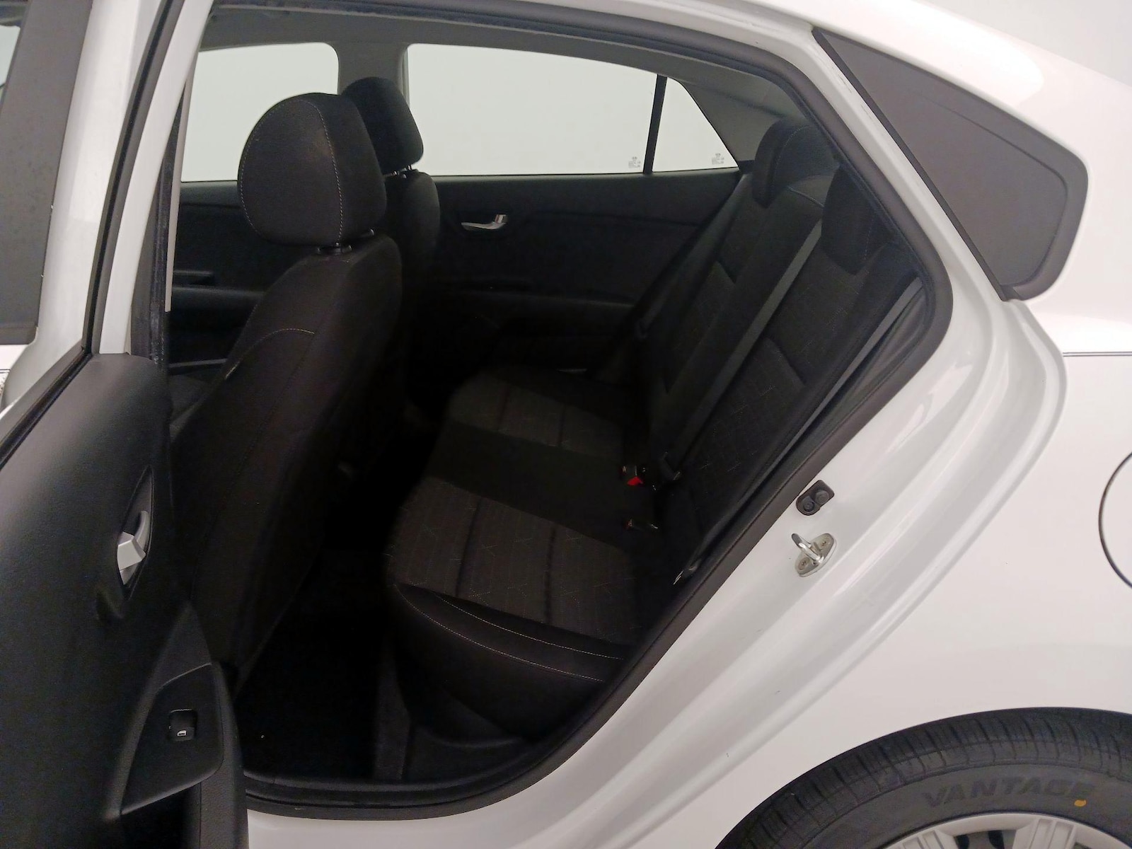 2021 Kia Rio LX - Photo 20