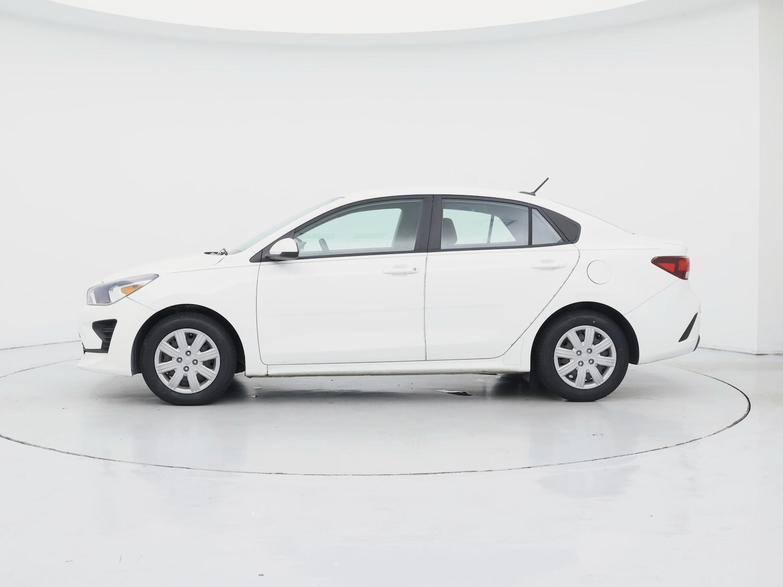 2021 Kia Rio LX - Photo 4