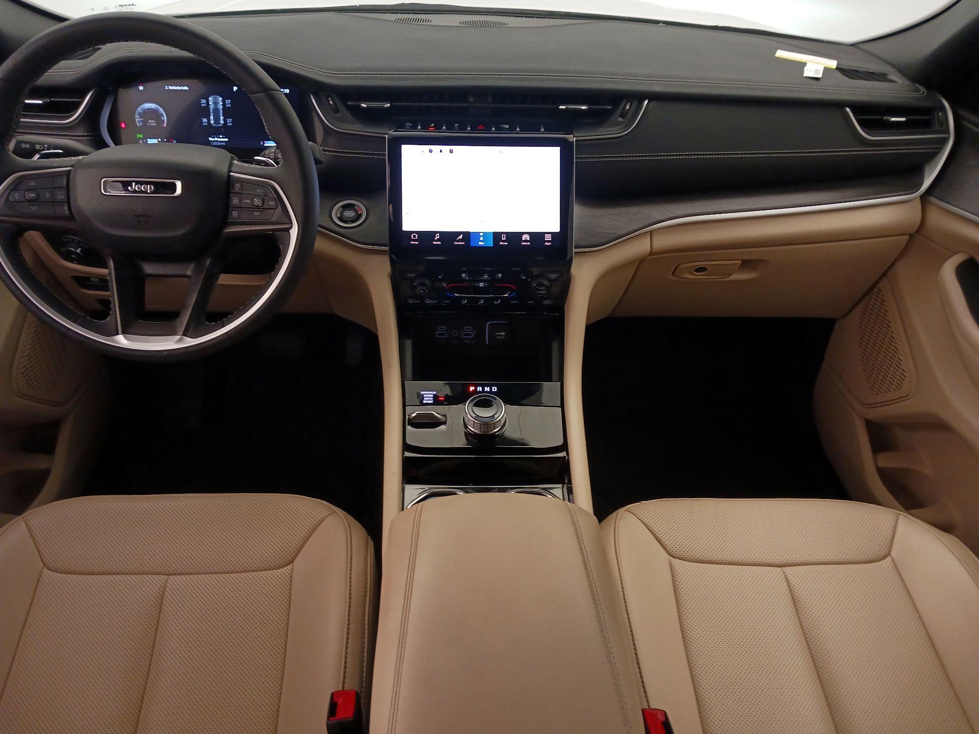 Thumbnail: 2023 Jeep Grand Cherokee - 9