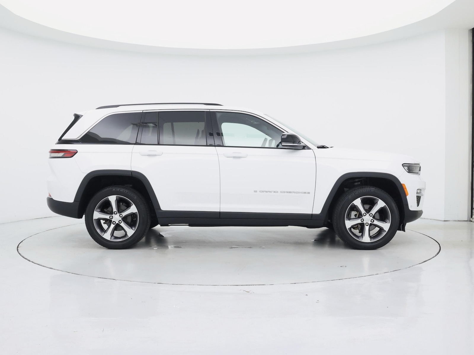 2023 Jeep Grand Cherokee Limited - Photo 8
