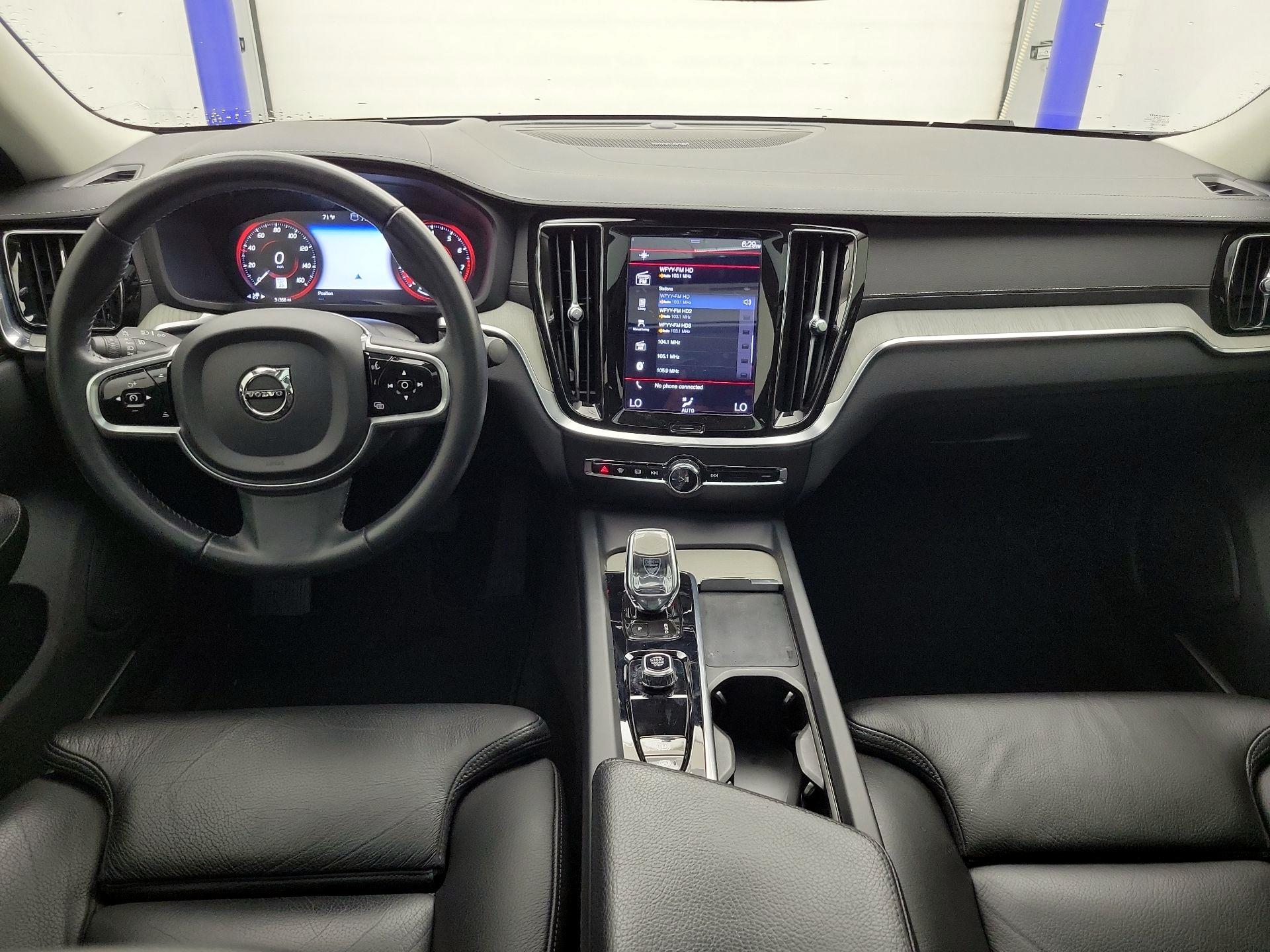 Thumbnail: 2022 Volvo S60 - 9