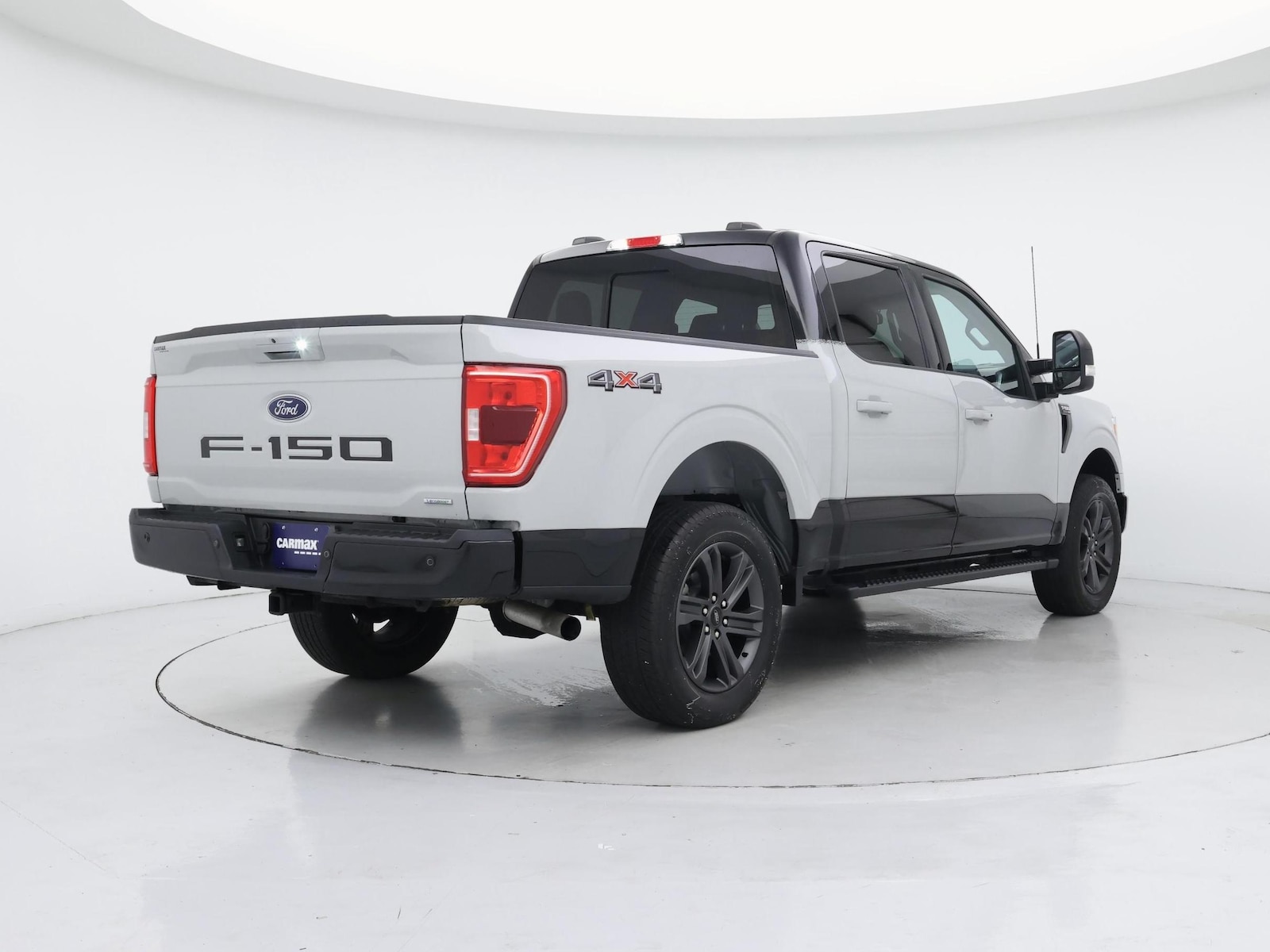2023 Ford F-150 XLT - Photo 9