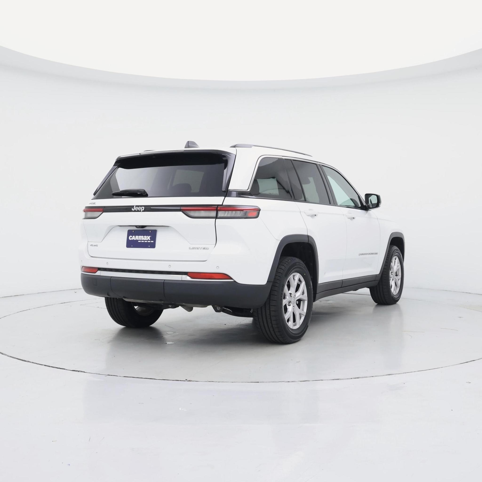 Thumbnail: 2022 Jeep Grand Cherokee - 8