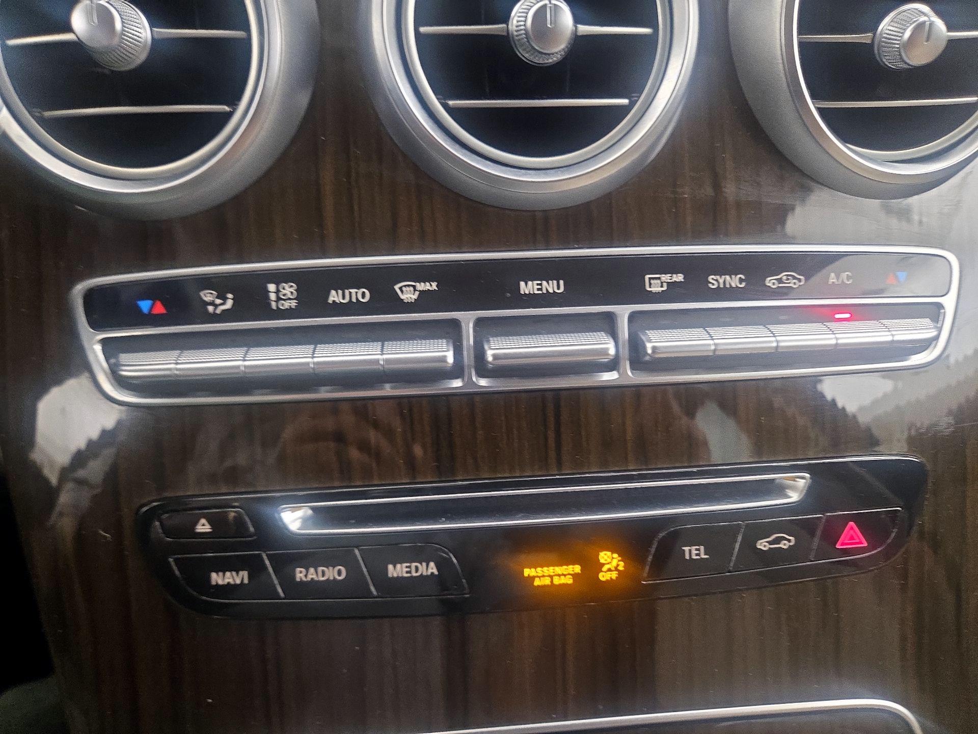 Thumbnail: 2016 Mercedes-Benz GLC - 16