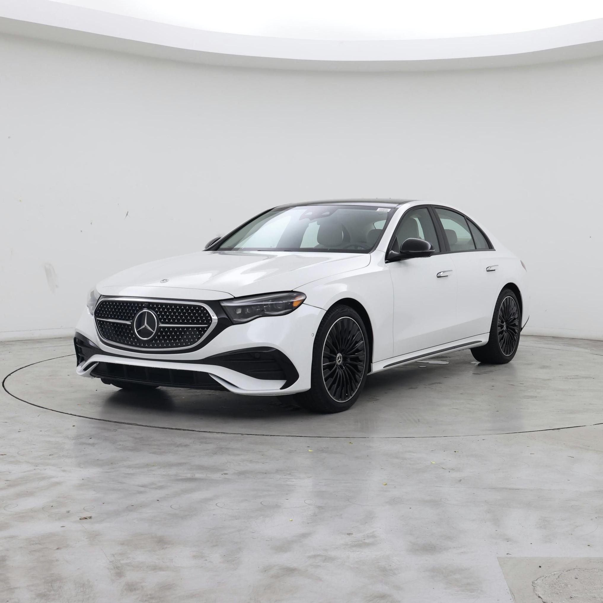 Thumbnail: 2024 Mercedes-Benz E-Class - 4