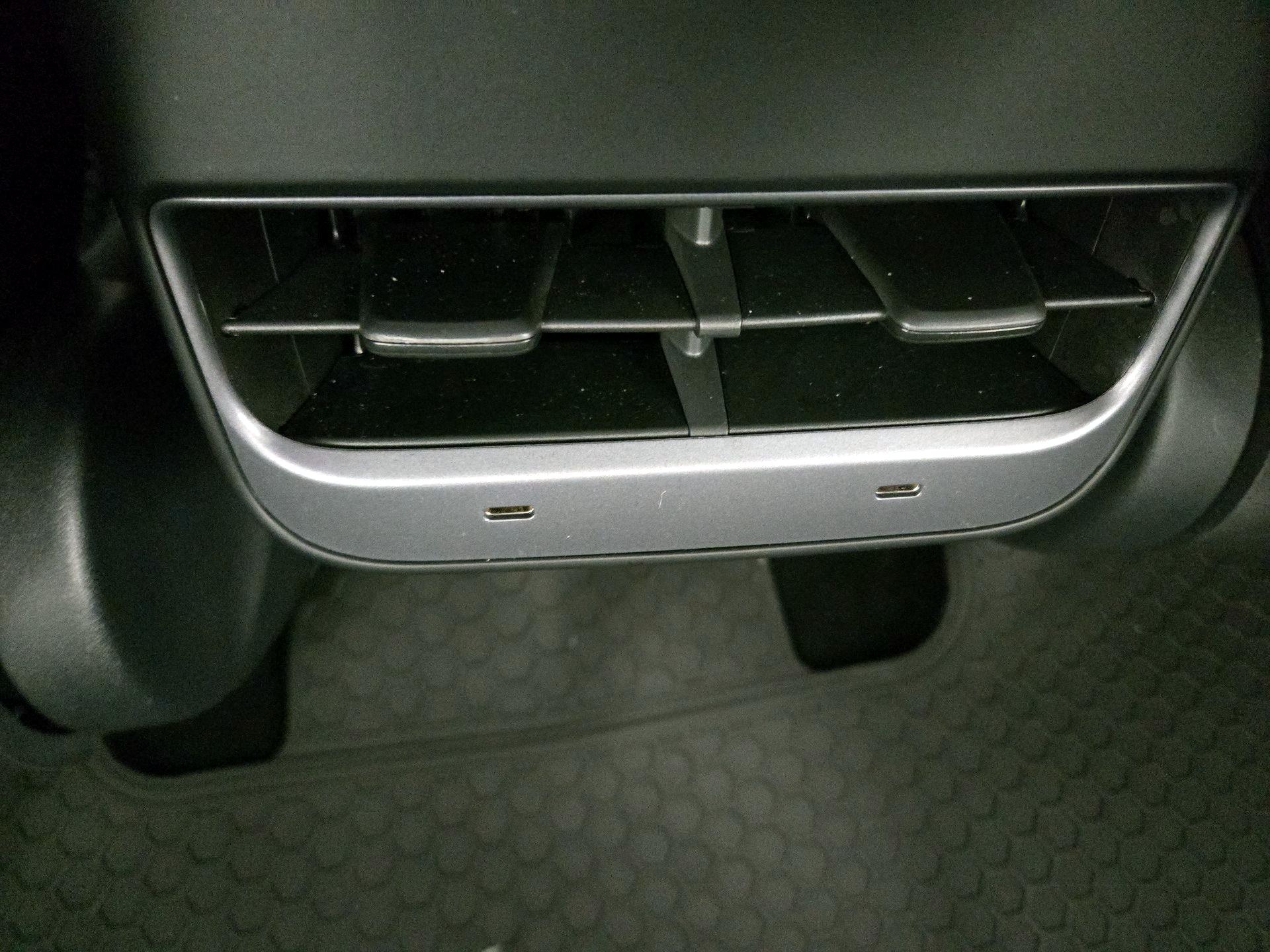 Thumbnail: 2022 Tesla Model 3 - 18