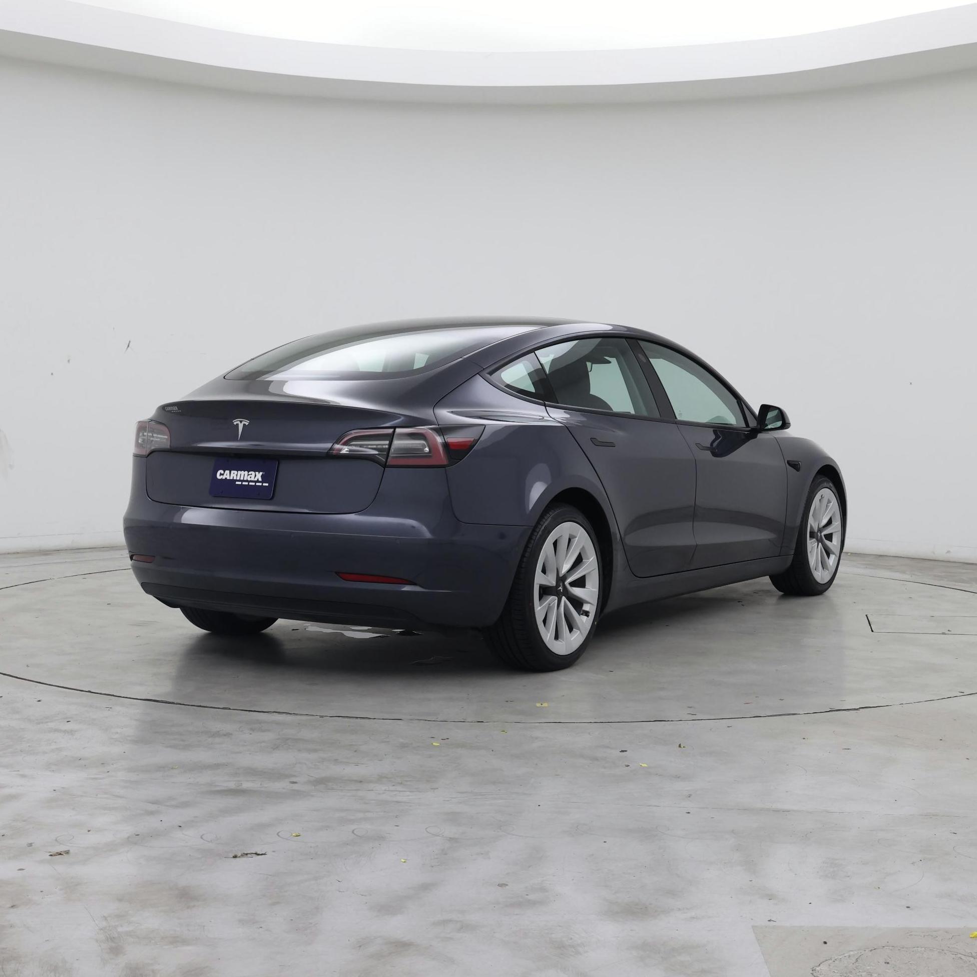 Thumbnail: 2022 Tesla Model 3 - 8