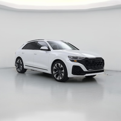 2025 Audi Q8 Premium Plus