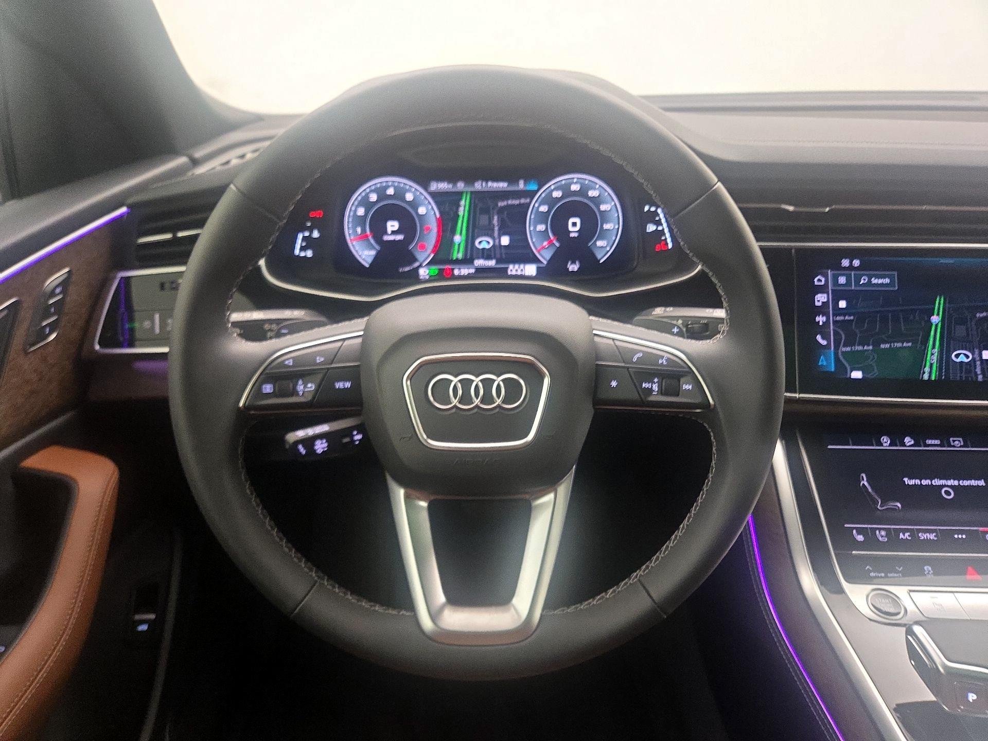 Thumbnail: 2025 Audi Q8 - 10