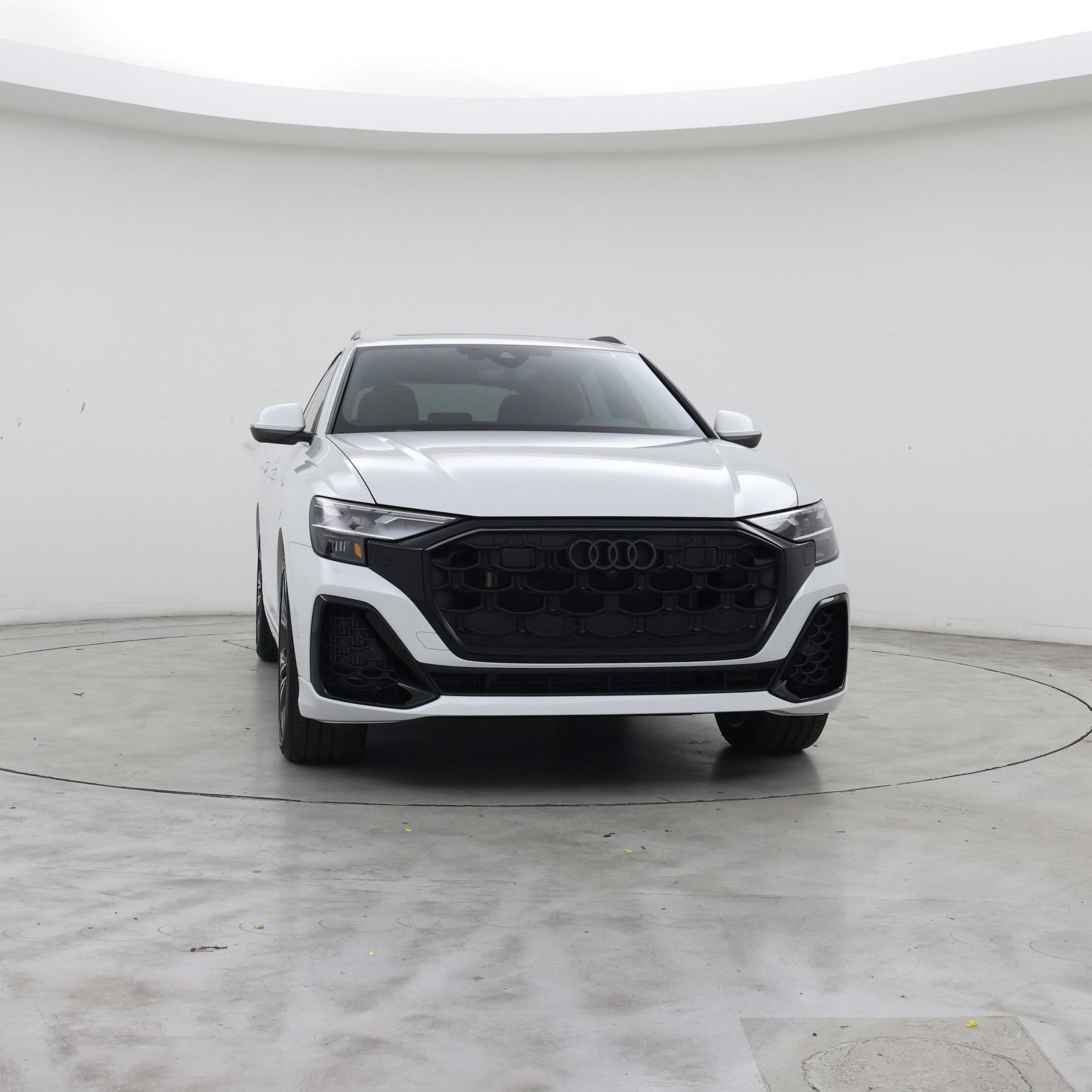 Thumbnail: 2025 Audi Q8 - 5