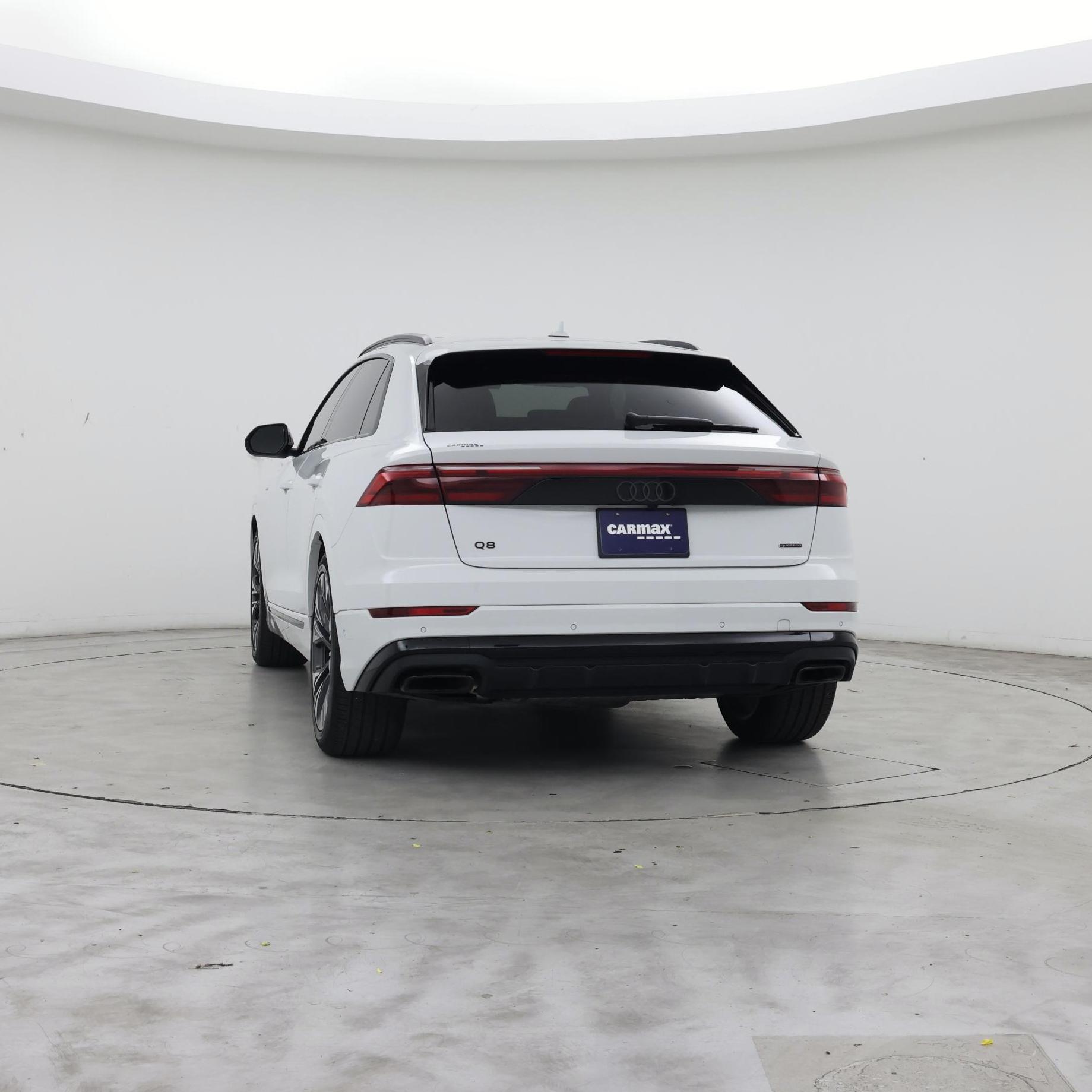 Thumbnail: 2025 Audi Q8 - 6