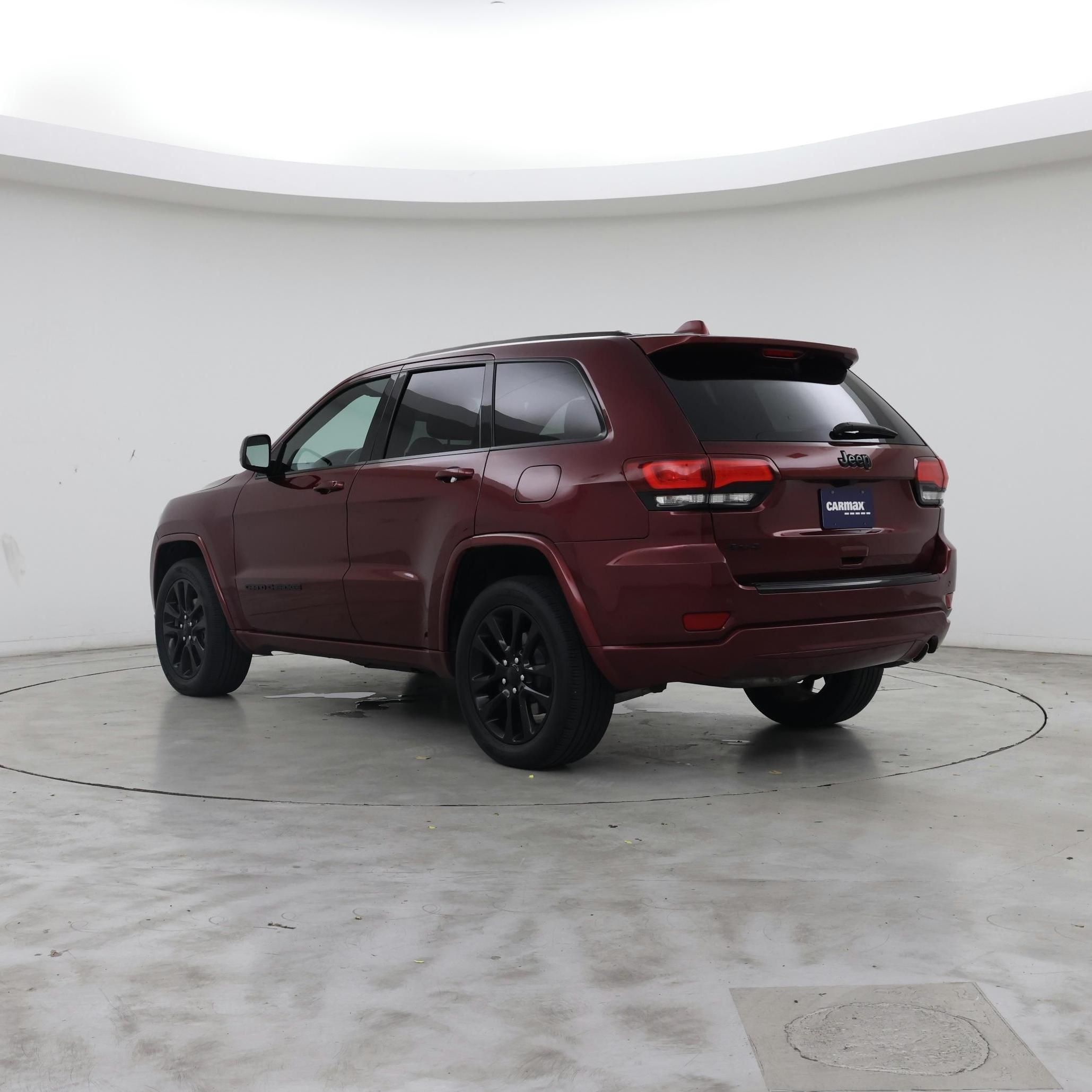 Thumbnail: 2018 Jeep Grand Cherokee - 2