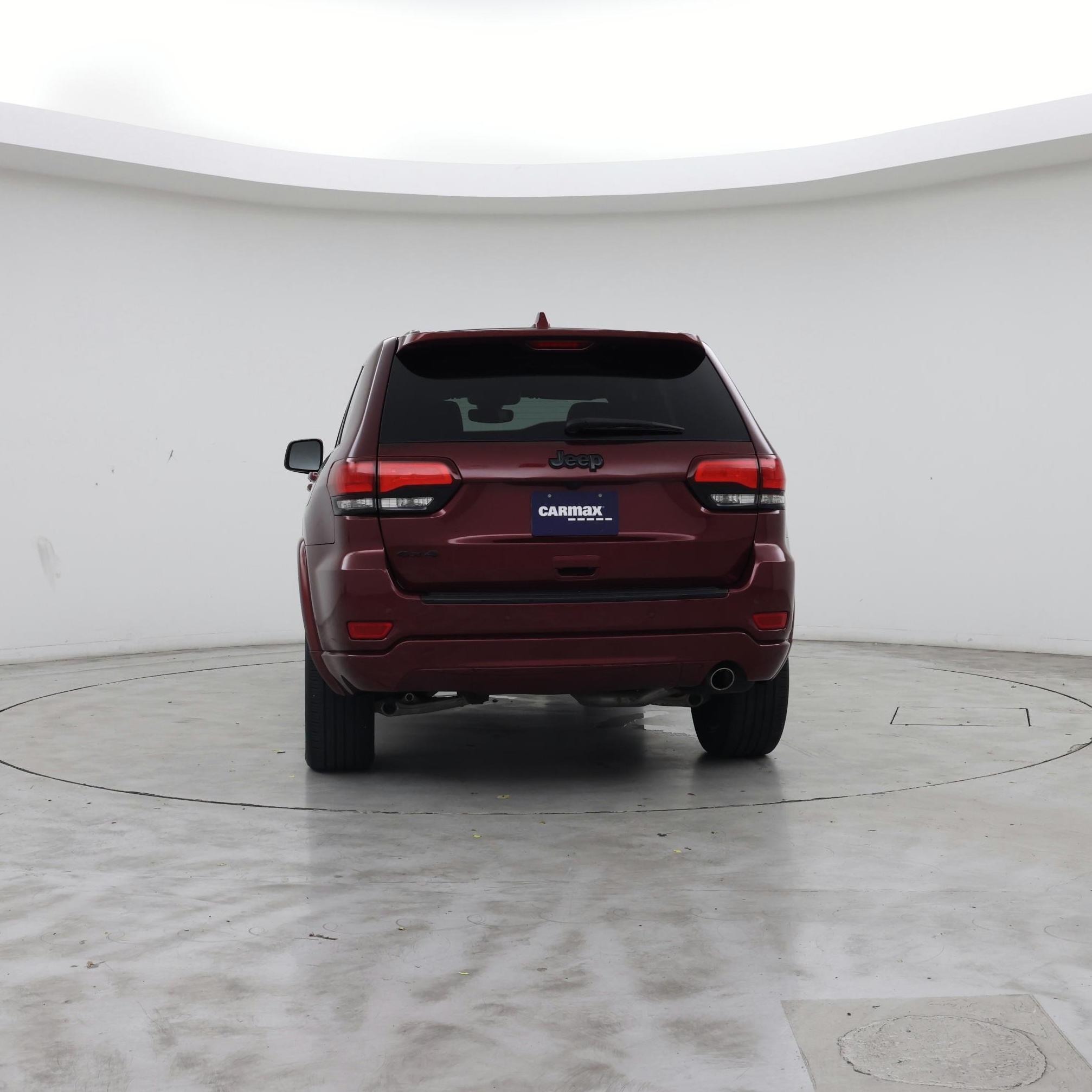Thumbnail: 2018 Jeep Grand Cherokee - 6