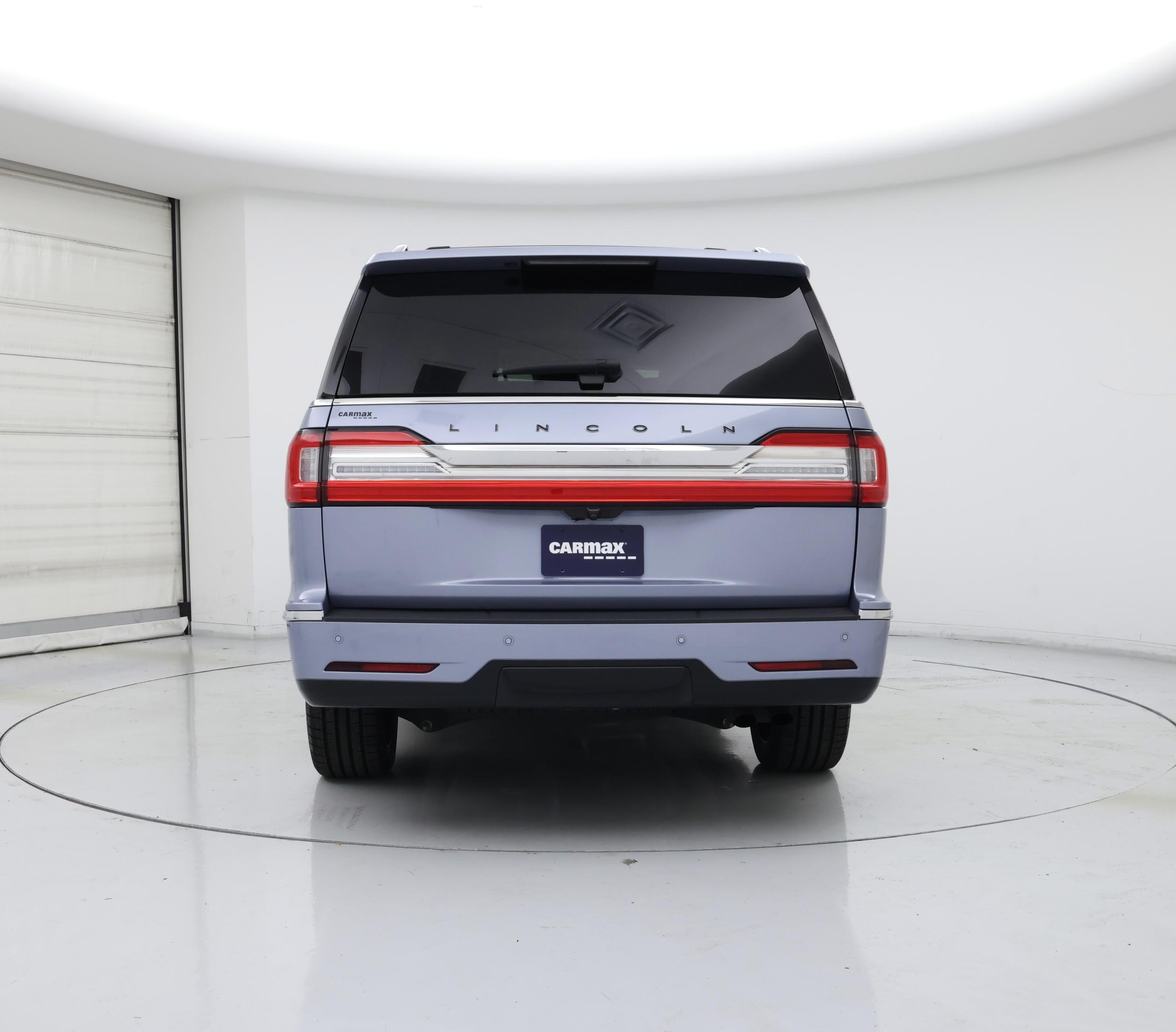 Thumbnail: 2021 Lincoln Navigator L - 6