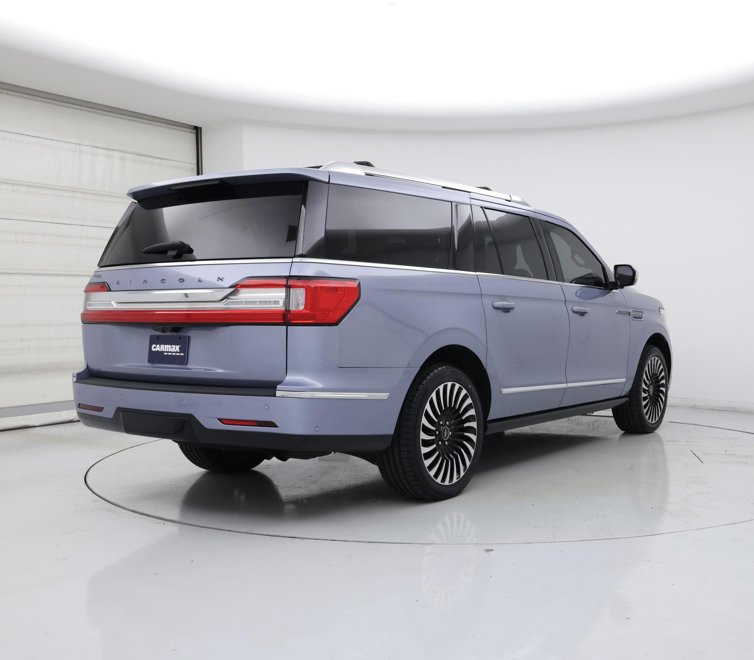 Thumbnail: 2021 Lincoln Navigator L - 8
