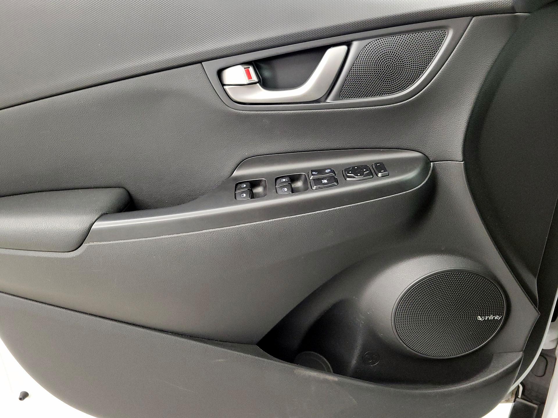 Thumbnail: 2020 Hyundai Kona - 12