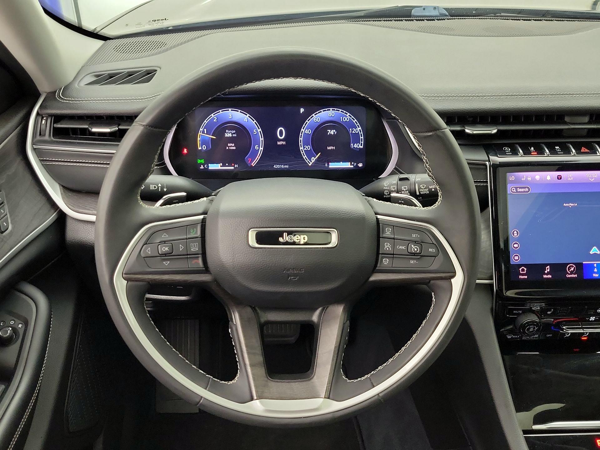 Thumbnail: 2023 Jeep Grand Cherokee - 10