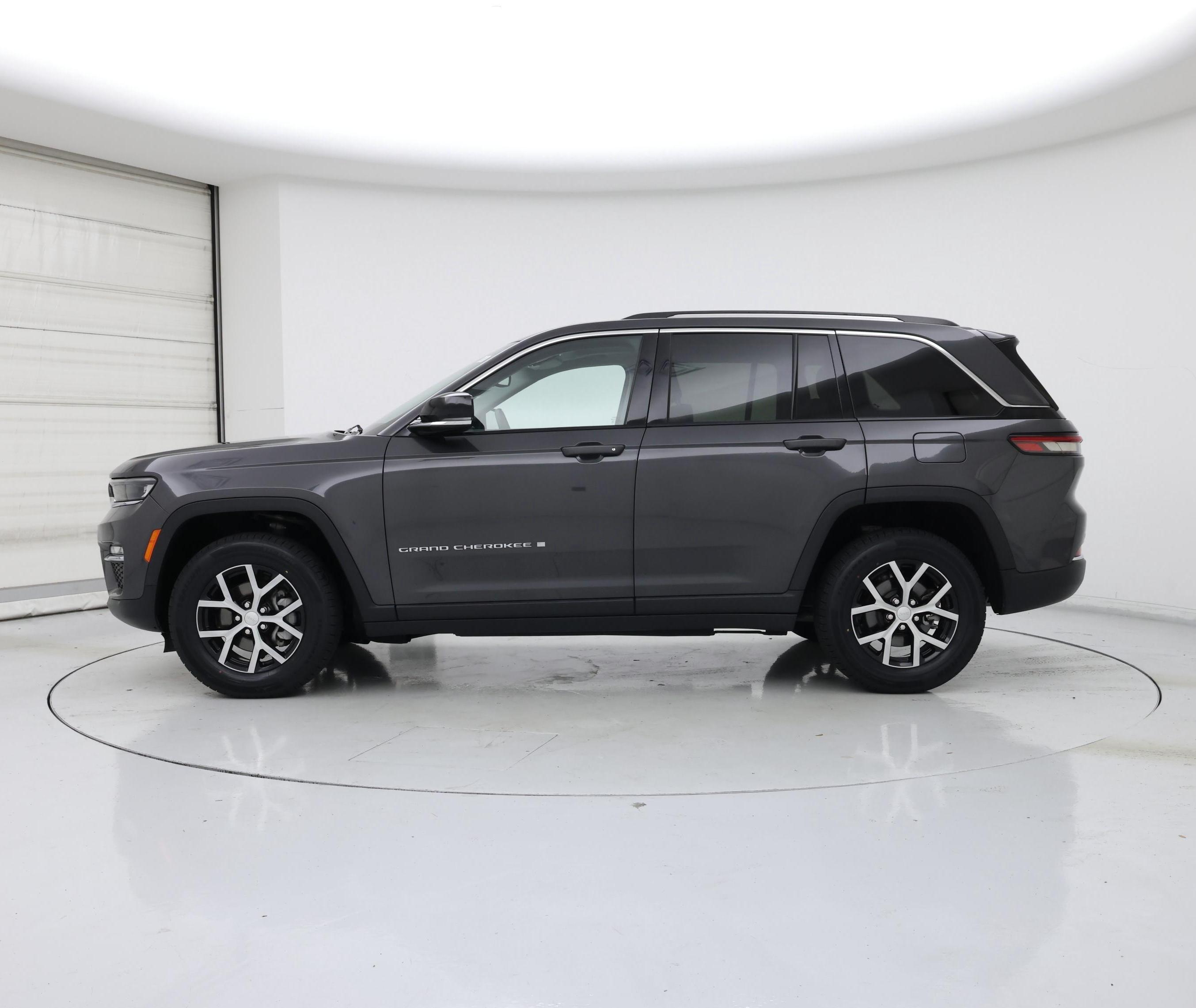 Thumbnail: 2023 Jeep Grand Cherokee - 3