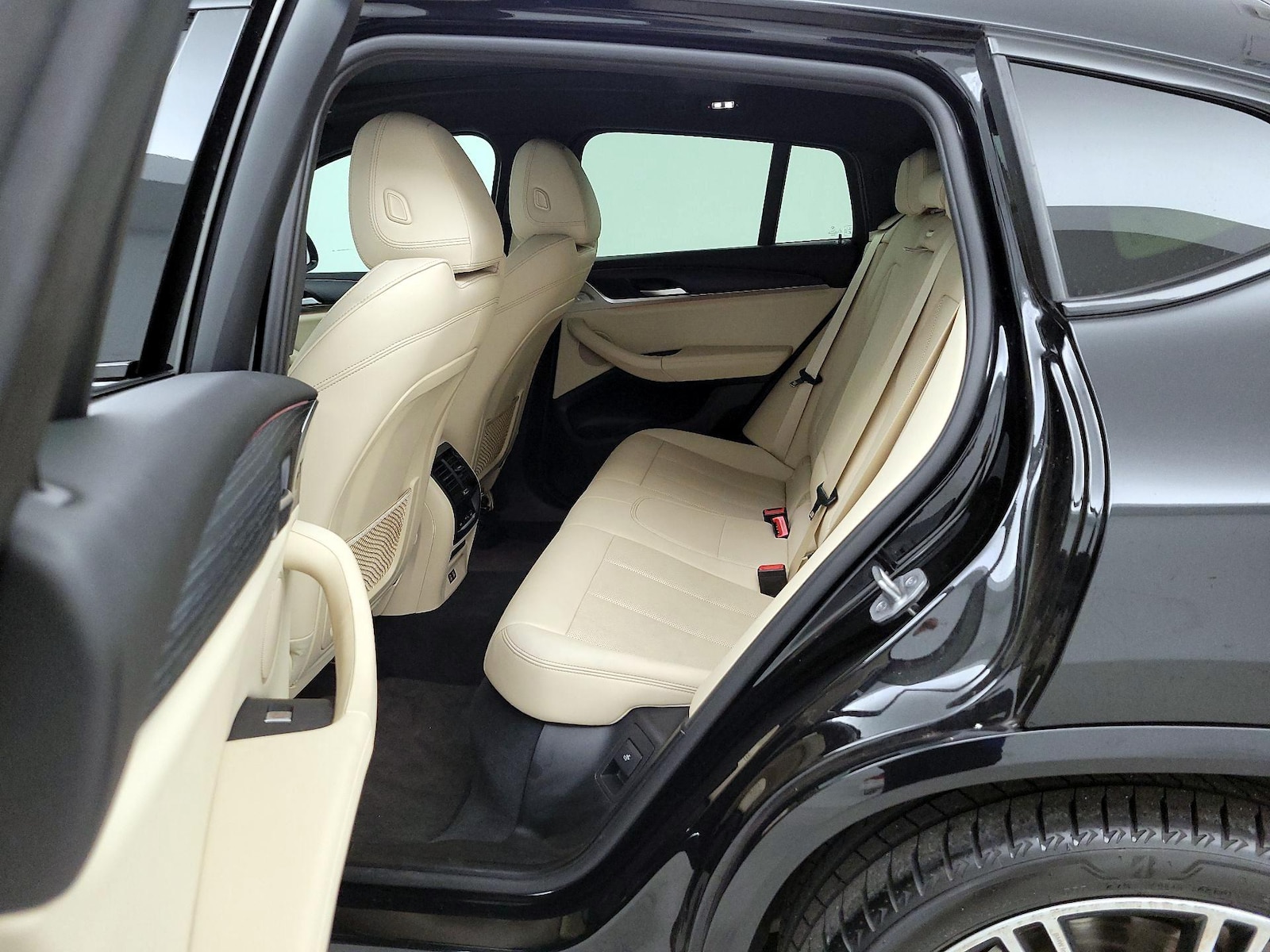 2022 BMW X4 30i - Photo 22