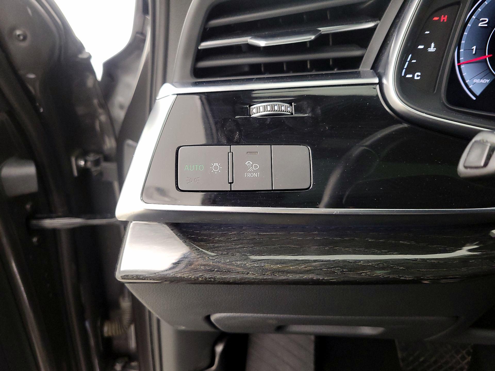 Thumbnail: 2021 Audi Q7 - 13