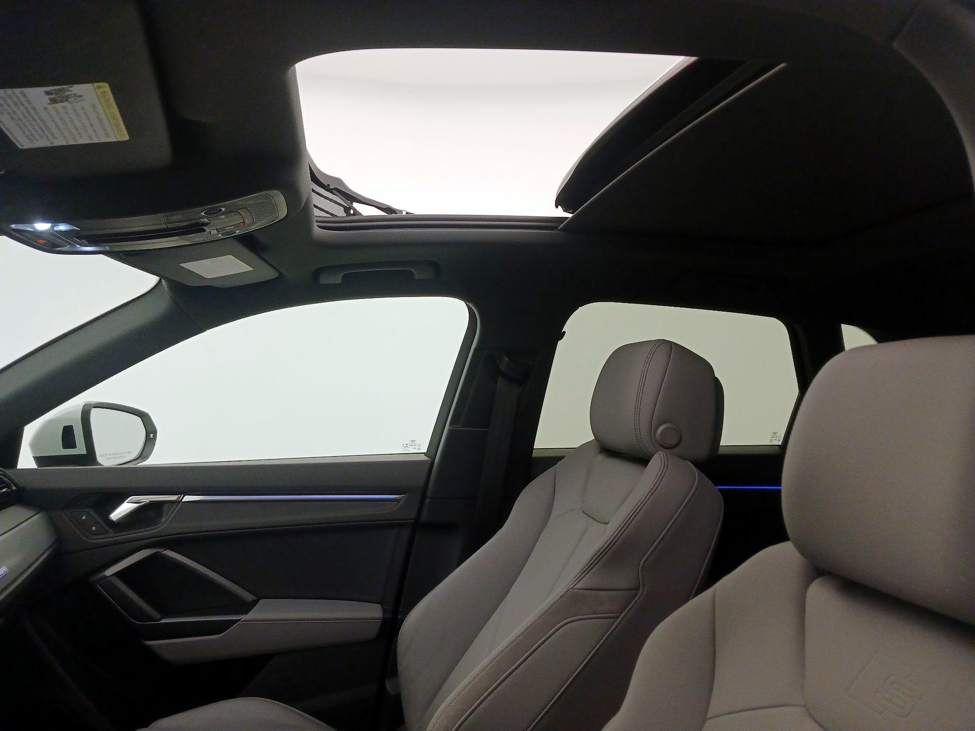 Thumbnail: 2022 Audi Q3 - 20