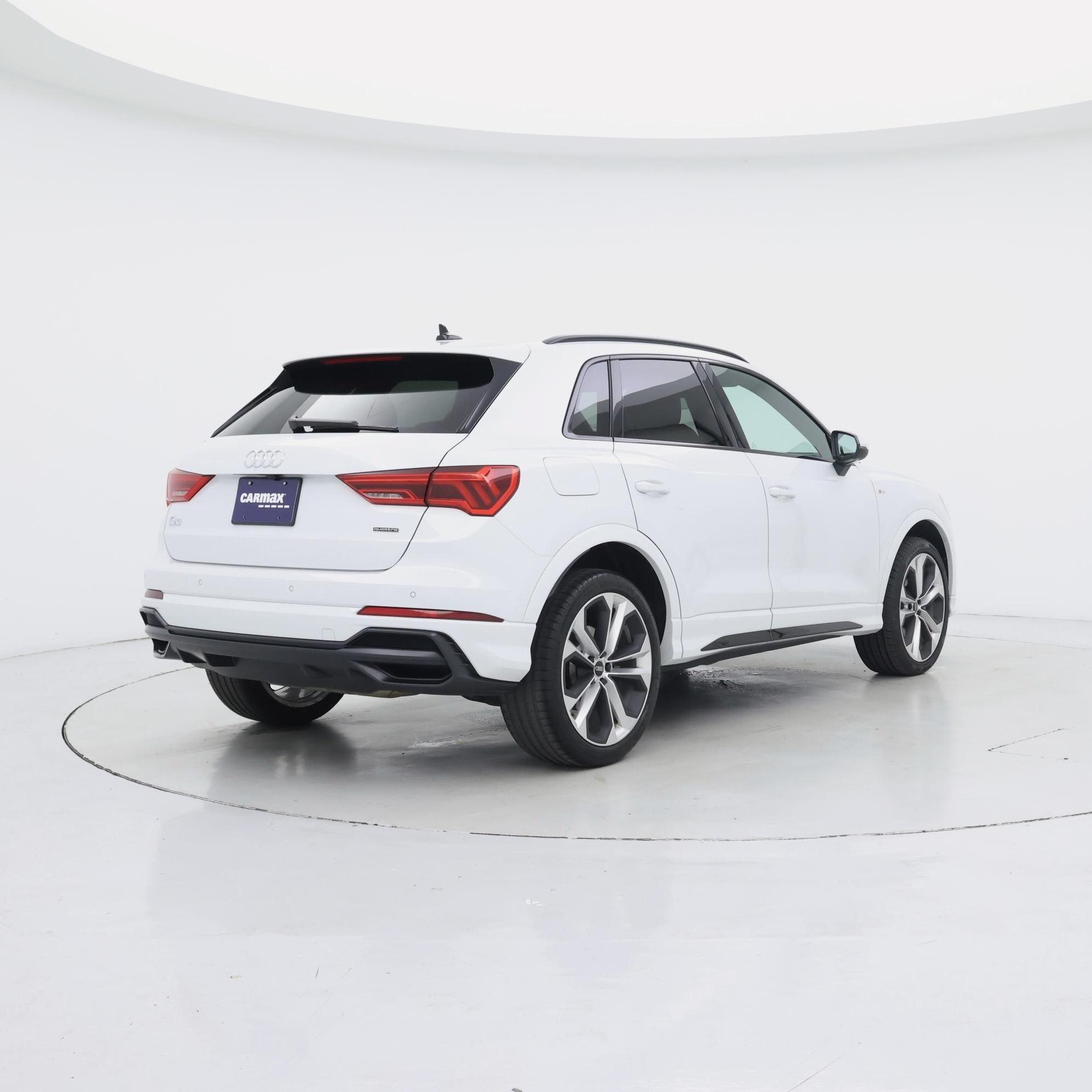 Thumbnail: 2022 Audi Q3 - 8