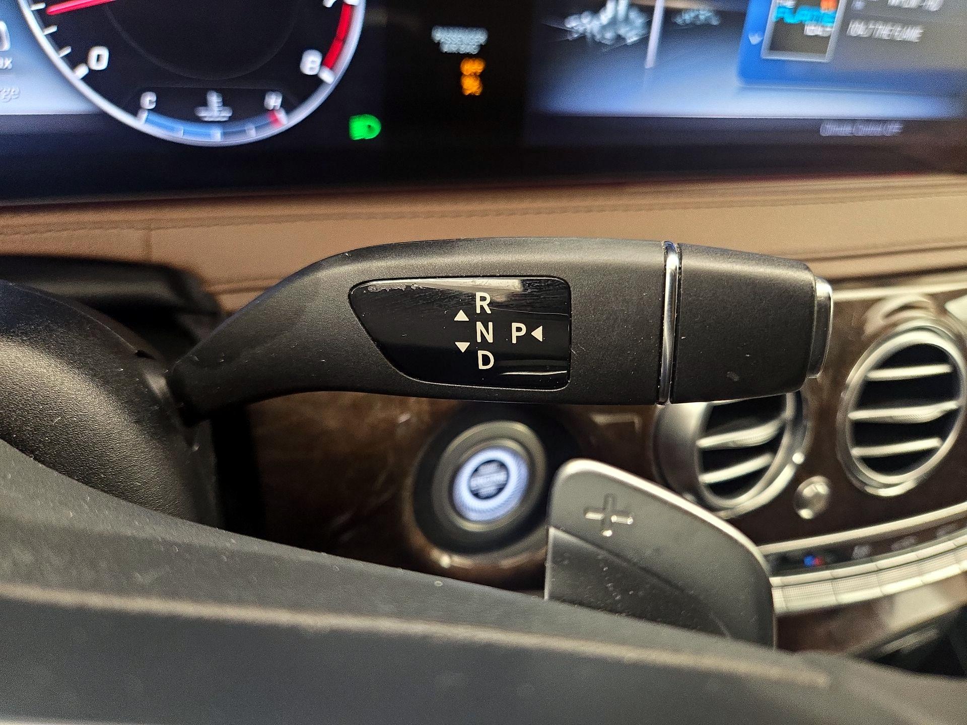 Thumbnail: 2020 Mercedes-Benz S-Class - 18