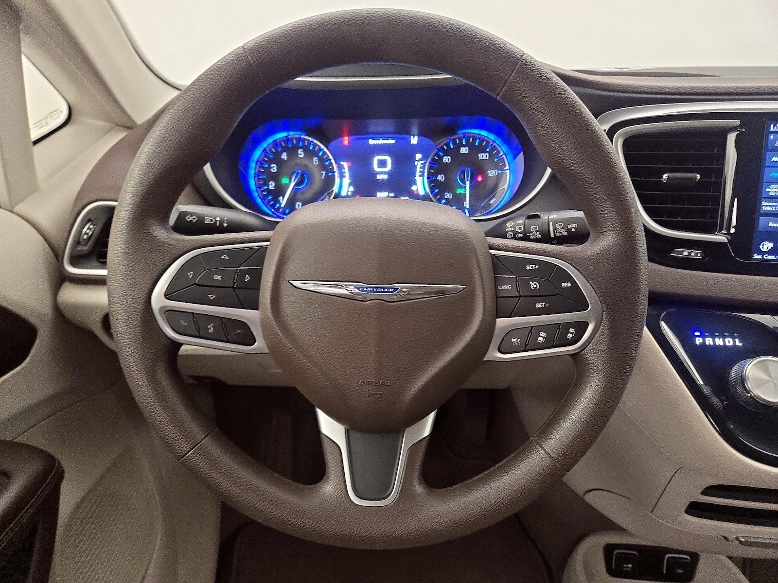 2020 Chrysler Pacifica Touring - Photo 11
