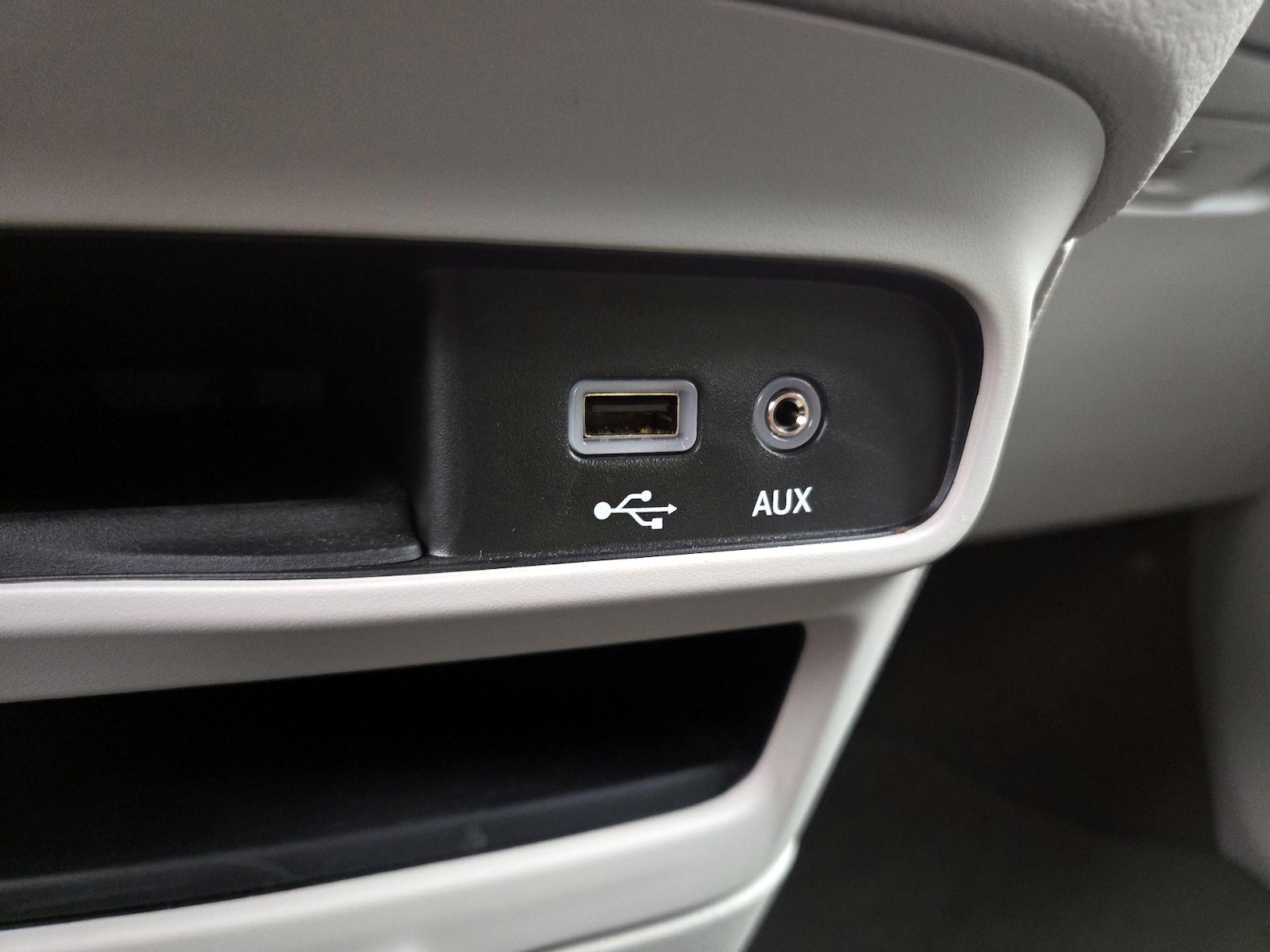 2020 Chrysler Pacifica Touring - Photo 20