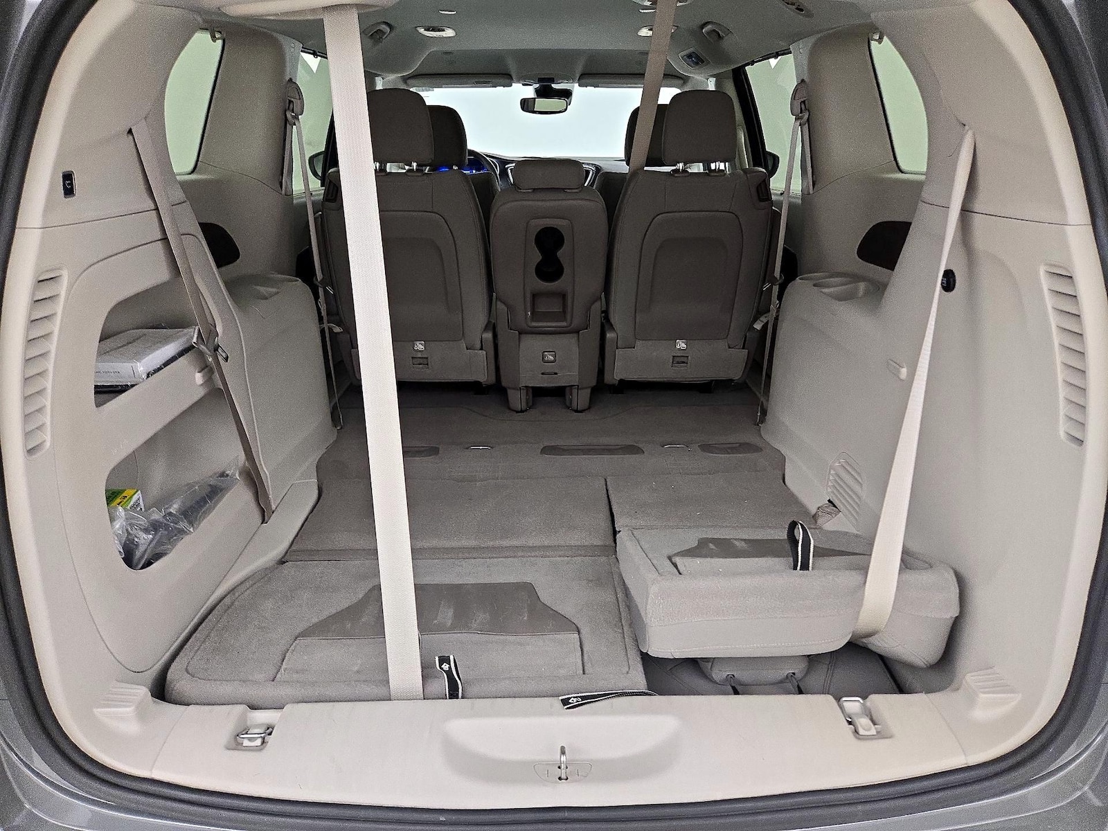 2020 Chrysler Pacifica Touring - Photo 24